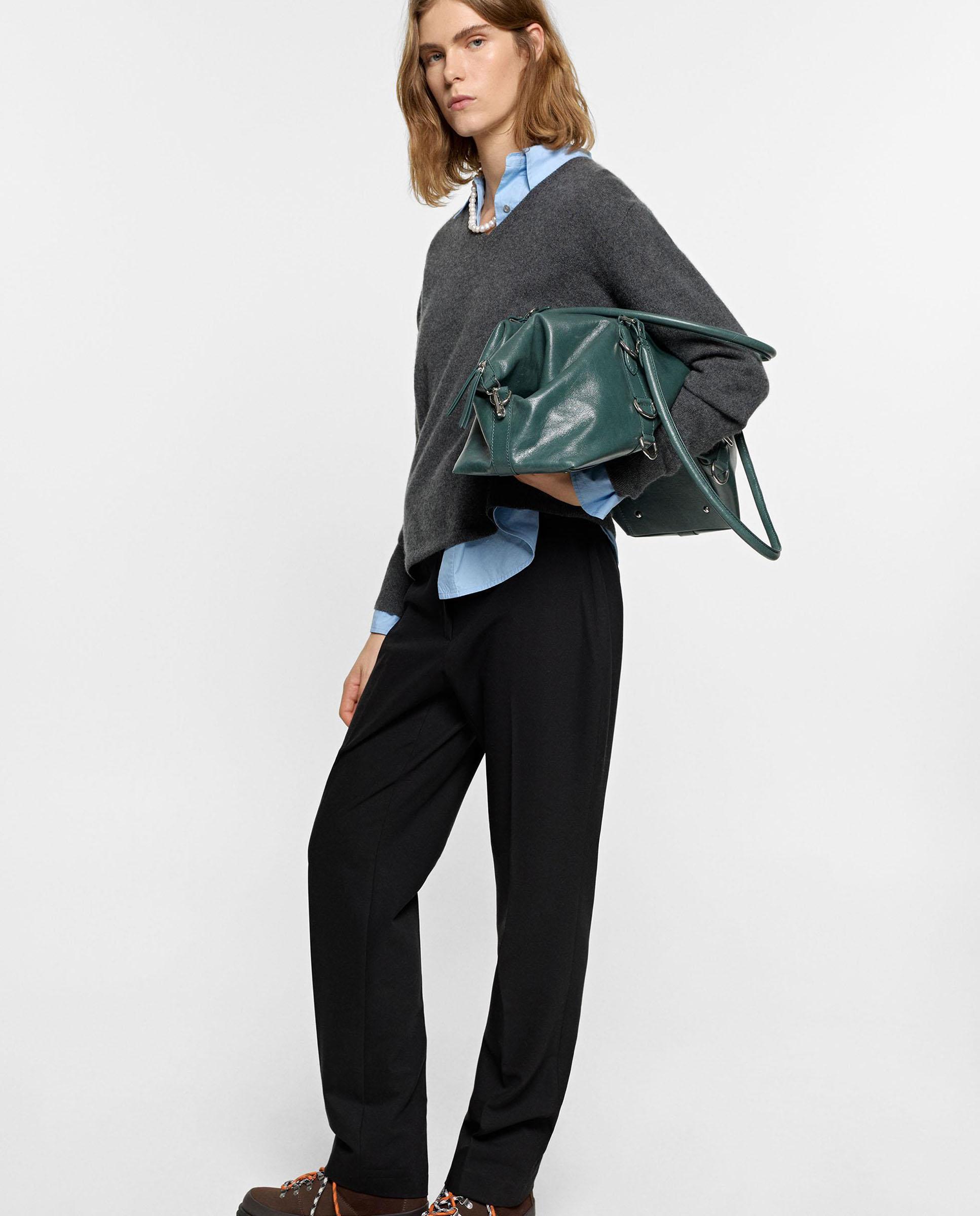 Imagen 3 de Jersey de mujer 100% cashmere con cuello pico en liso - Parfois - Gris Gris