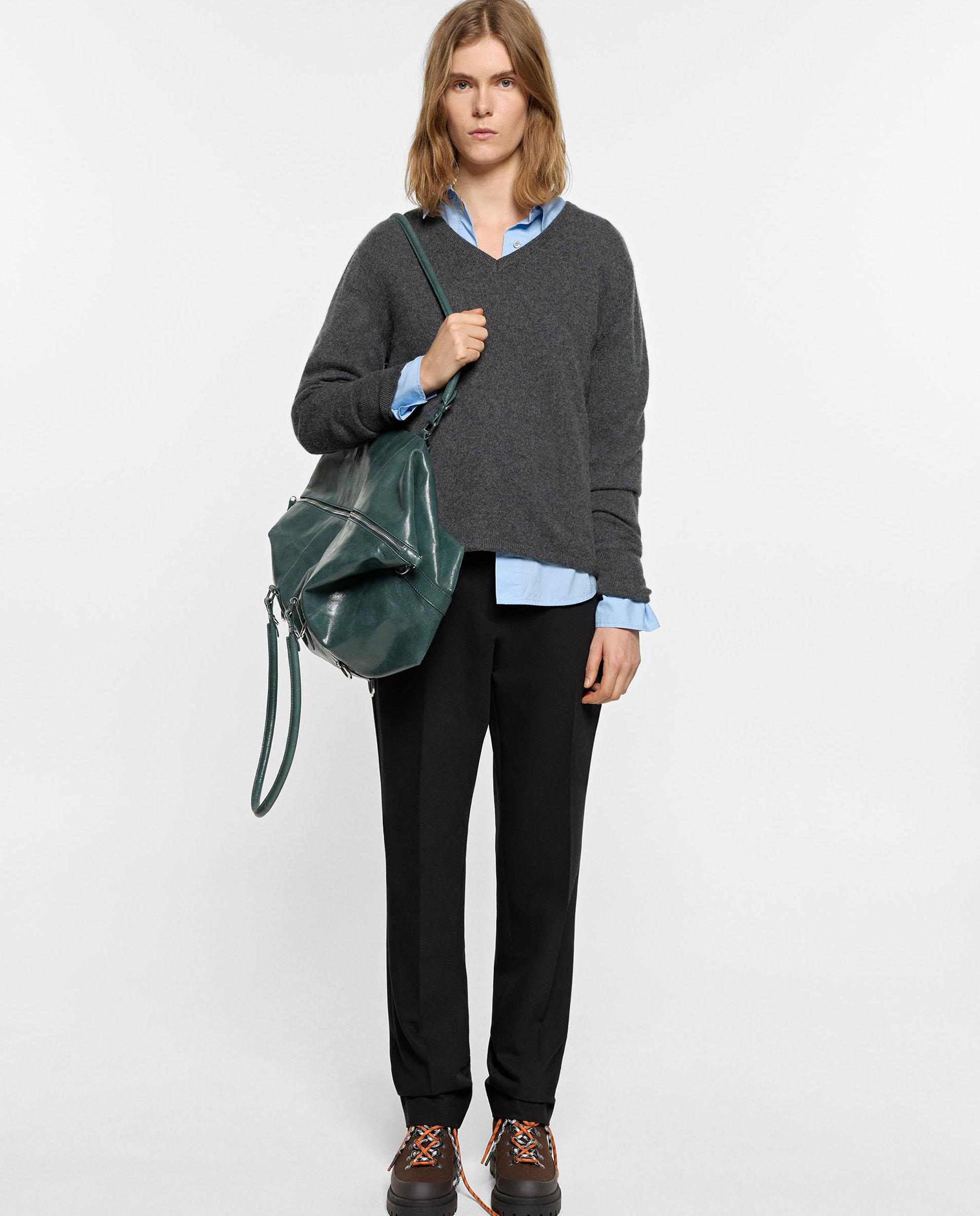 Imagen 5 de Jersey de mujer 100% cashmere con cuello pico en liso - Parfois - Gris Gris