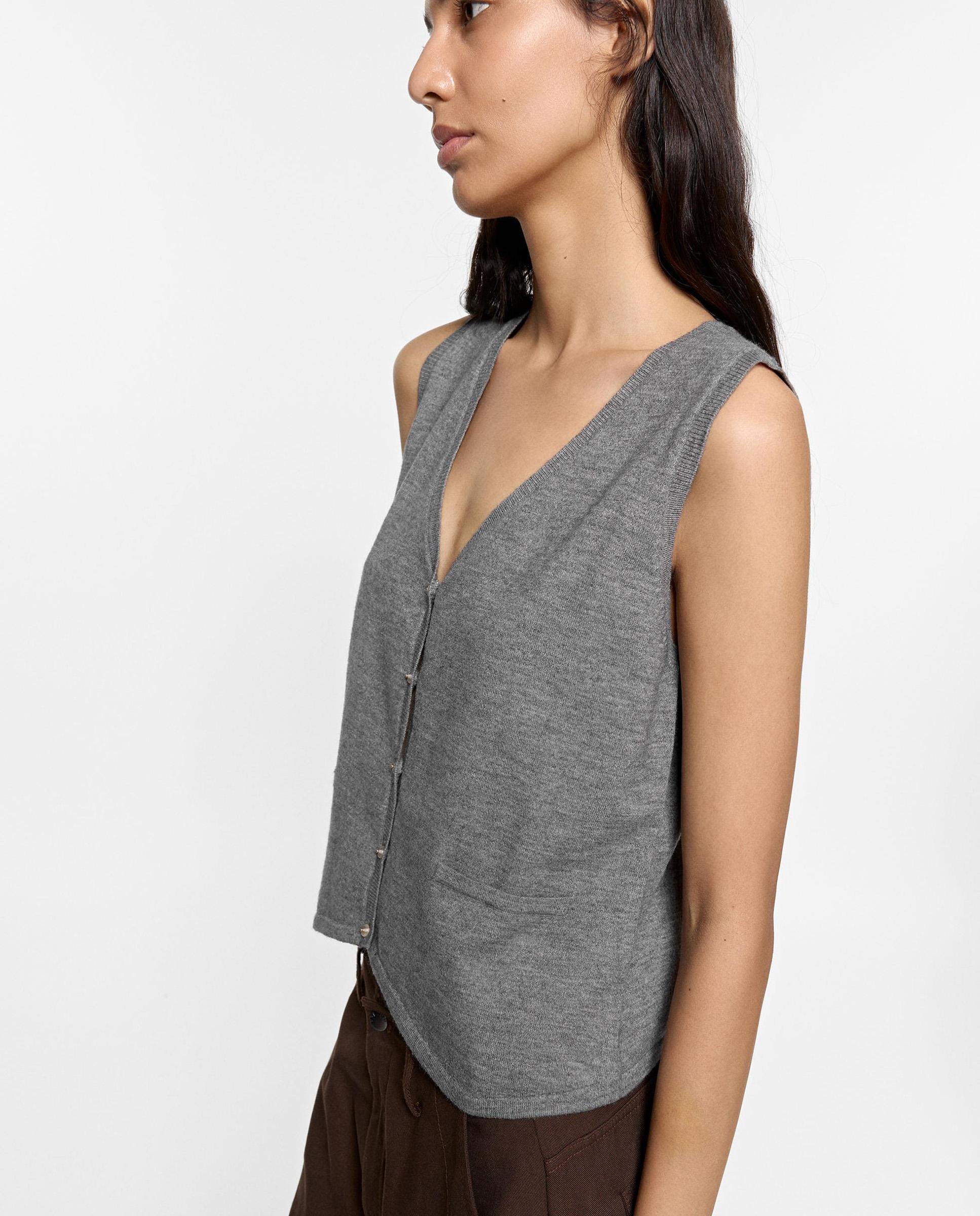 Chaleco de mujer de punto con botones en liso - Parfois - Gris claro Gris claro-1