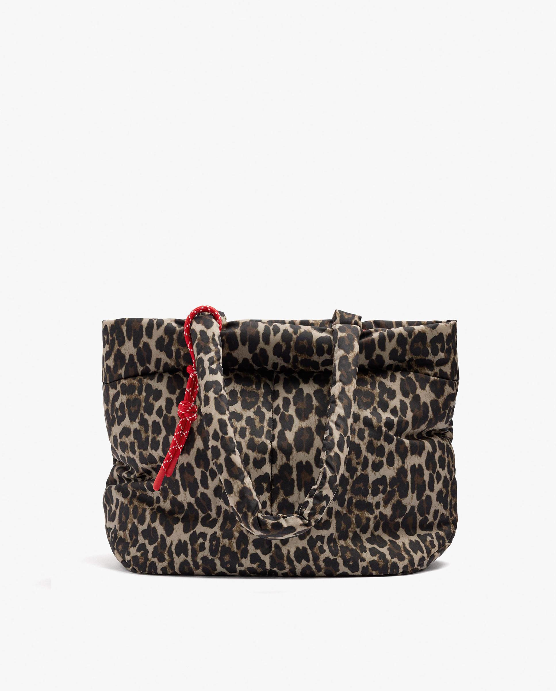 Imagen 0 de Bolso de hombro con cierre de cremallera y estampado animal print Marrón