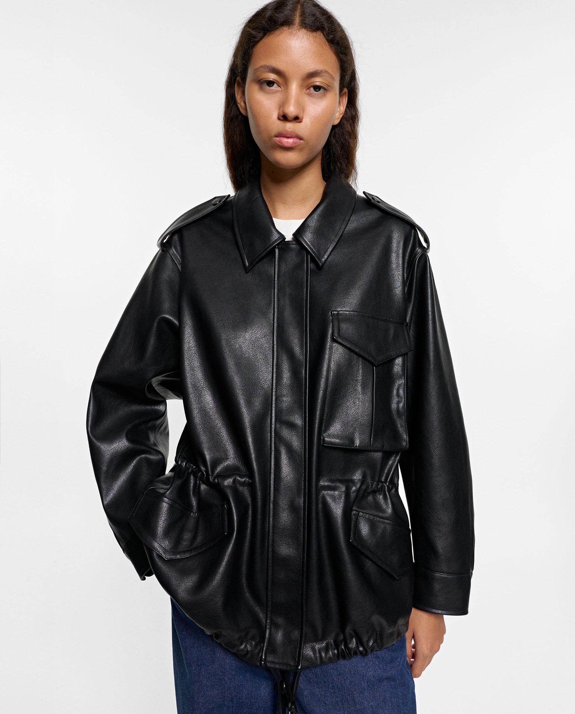 Imagen 0 de Chaqueta de mujer con cuello solapa en liso Negro