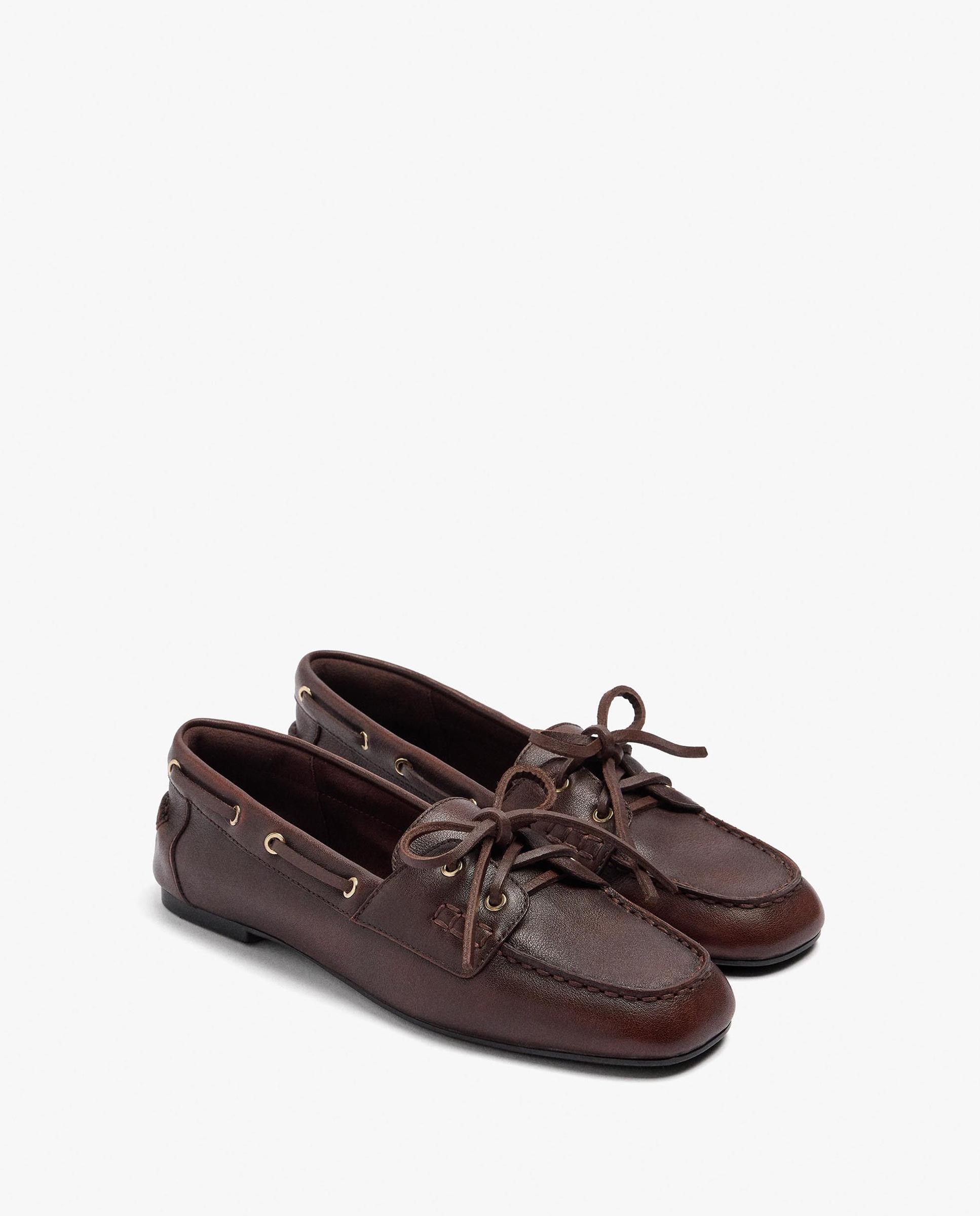 Imagen 2 de Mocasines planos de mujer con pespuntes decorativos en liso - Parfois - Marrón oscuro Marrón oscuro