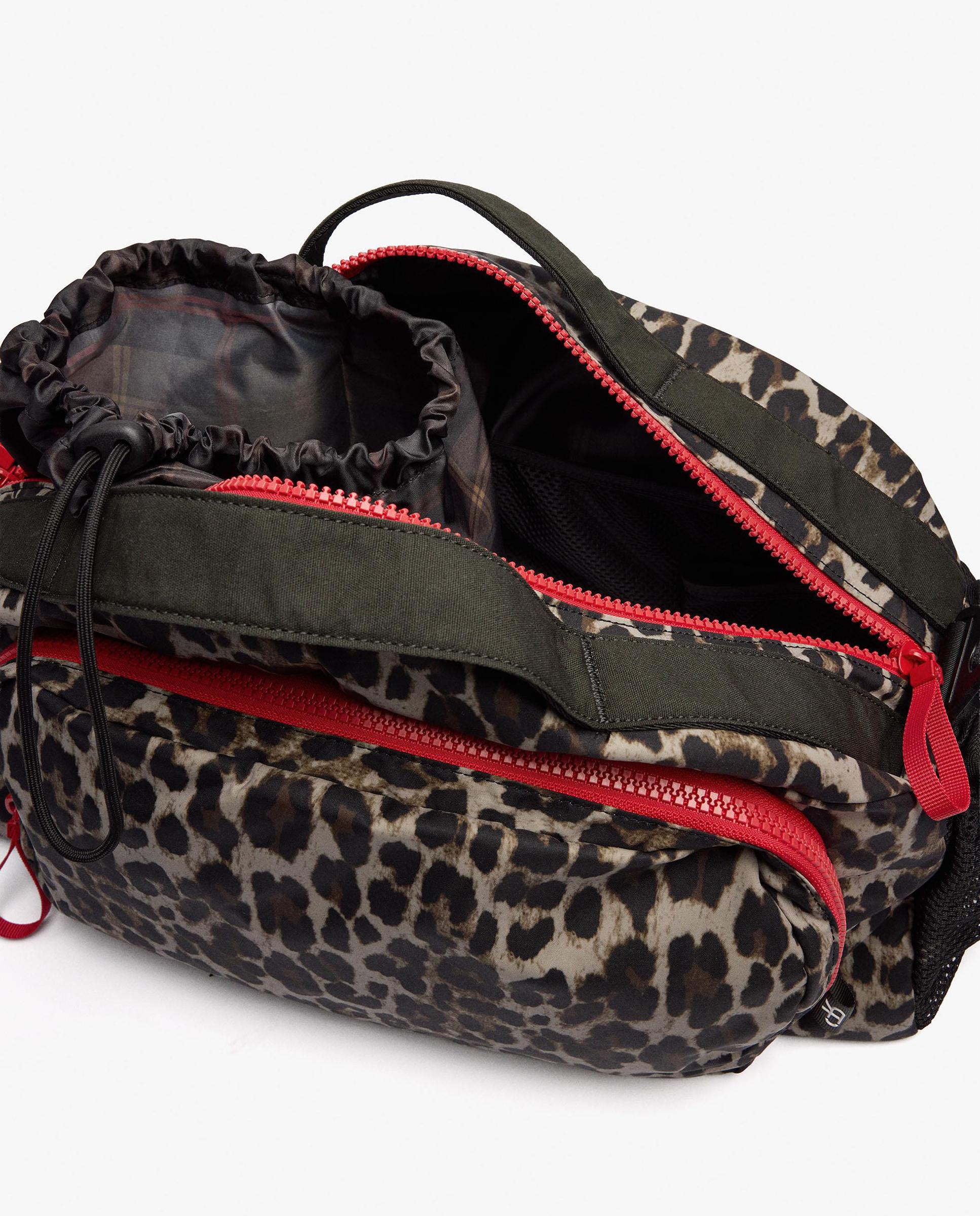 Bolso de hombro estilo deportivo con cierre de cremallera y estampado animal print - Parfois - Marrón Marrón-4