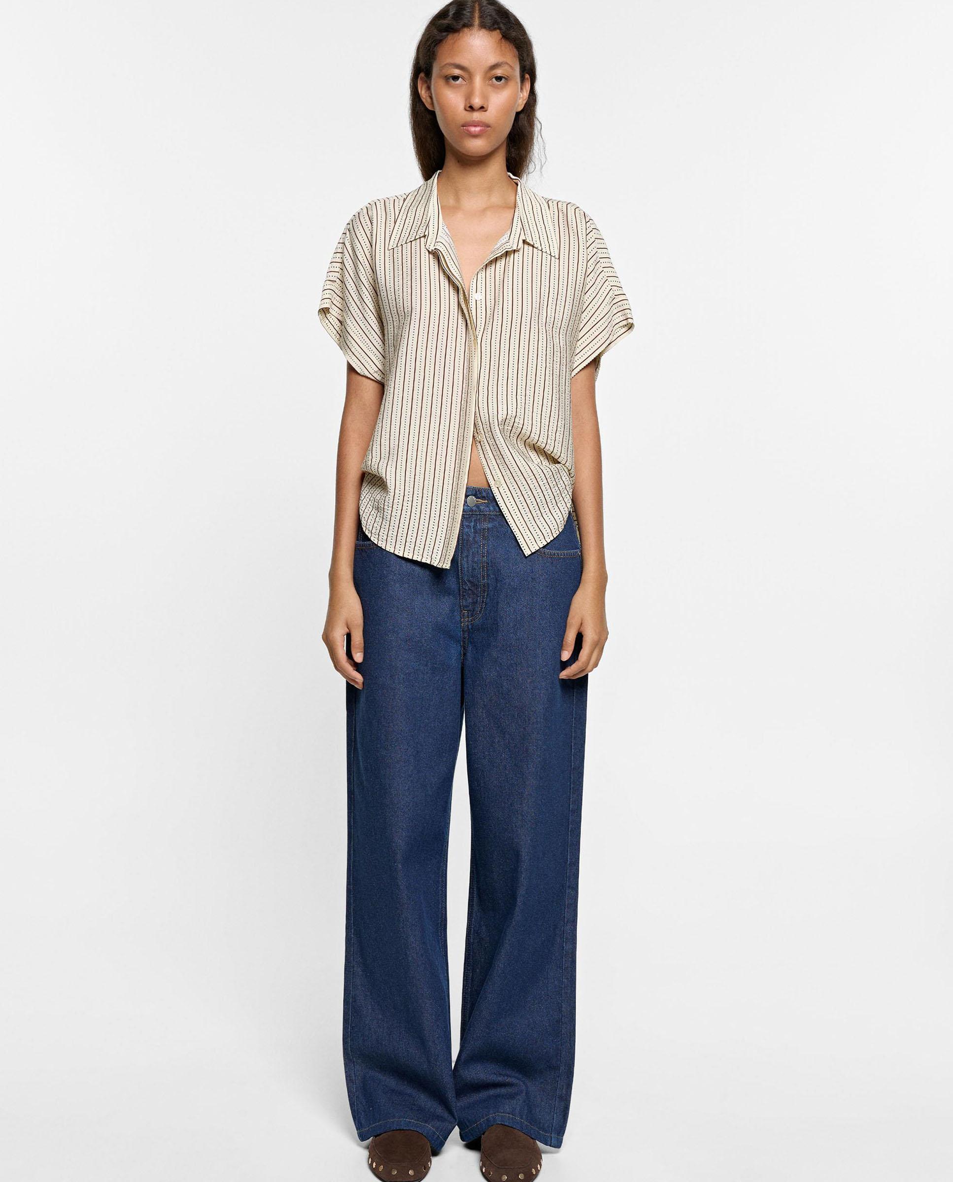 Camisa de mujer de manga corta con estampado de rayas - Parfois - Crudo Crudo-2