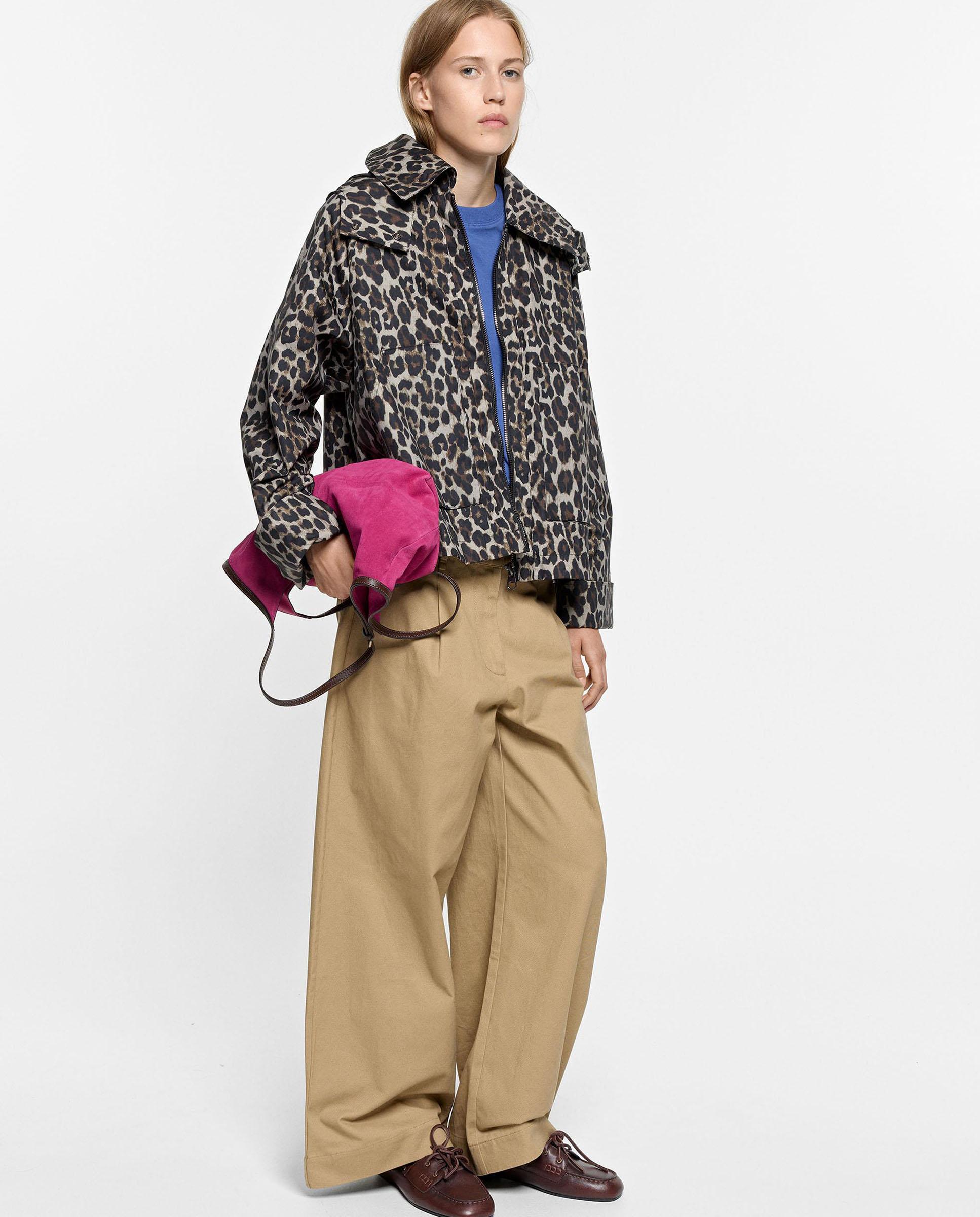 Chaqueta de mujer con cierre de cremallera y estampado animal print - Parfois - Multicolor Multicolor-2