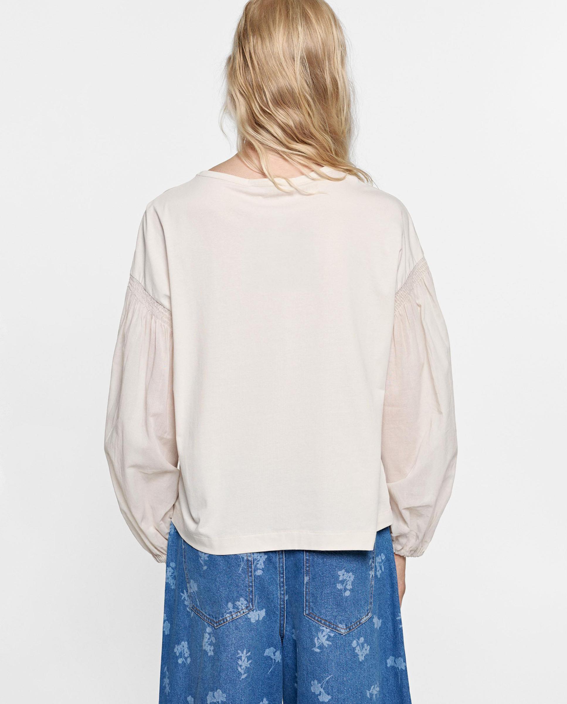 Camiseta de mujer de manga larga con mangas abullonadas - Parfois - Crudo Crudo-3