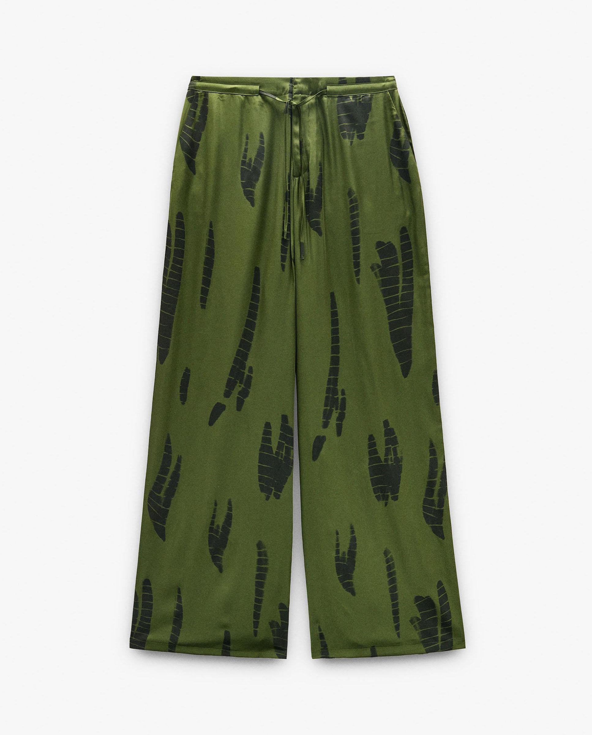 Pantalones anchos de mujer con cierre de cordón y estampados - Parfois - Kaki Kaki-6