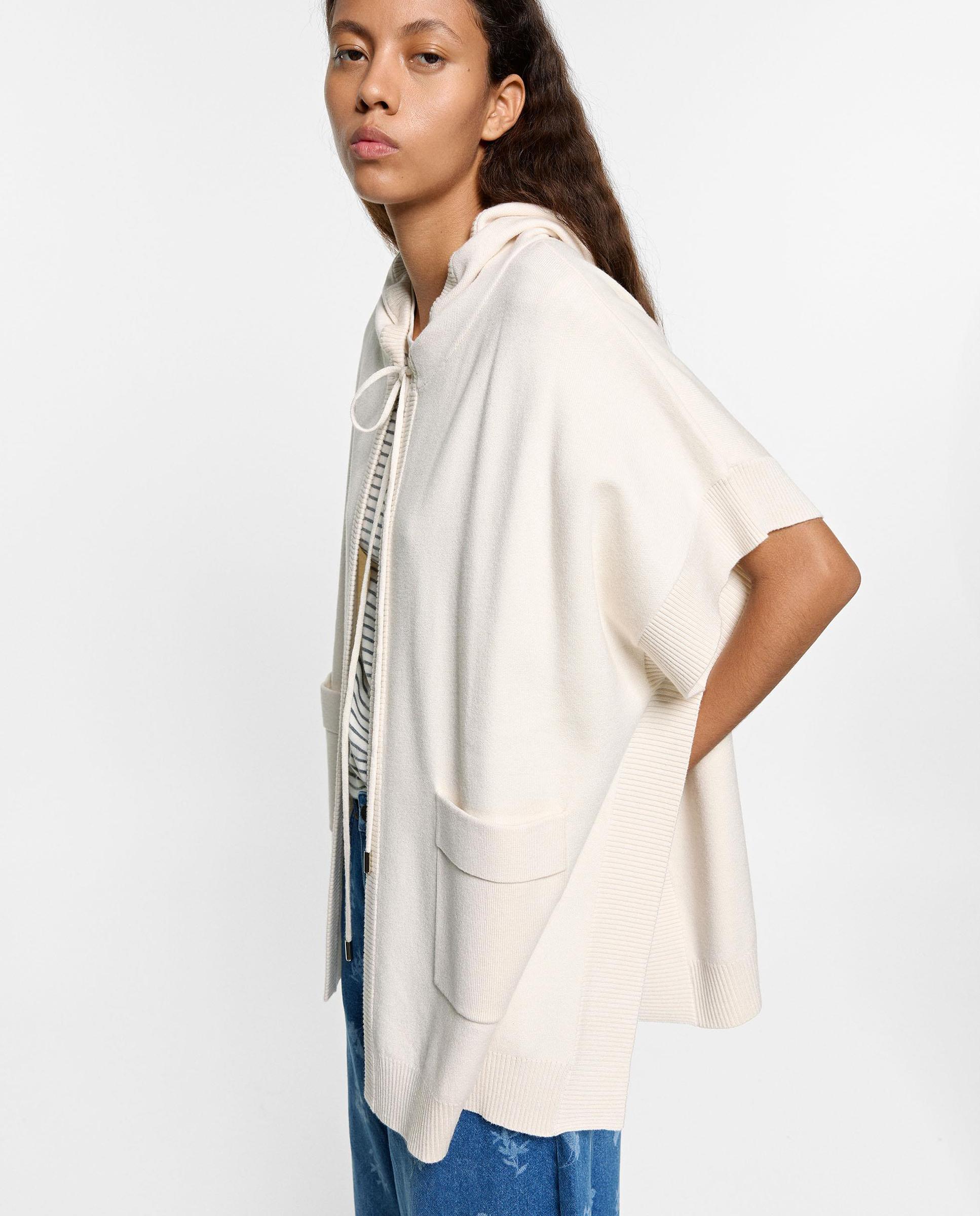 Poncho de mujer de punto abierto en liso - Parfois - Crudo Crudo-3