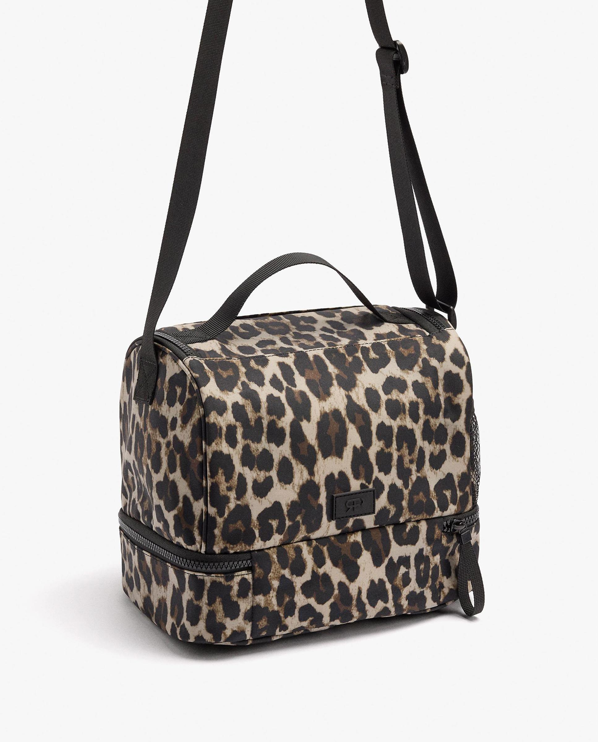Porta alimentos con varios compartimentos y cierre de cremallera con estampado animal print - Parfois - Marrón Marrón-2
