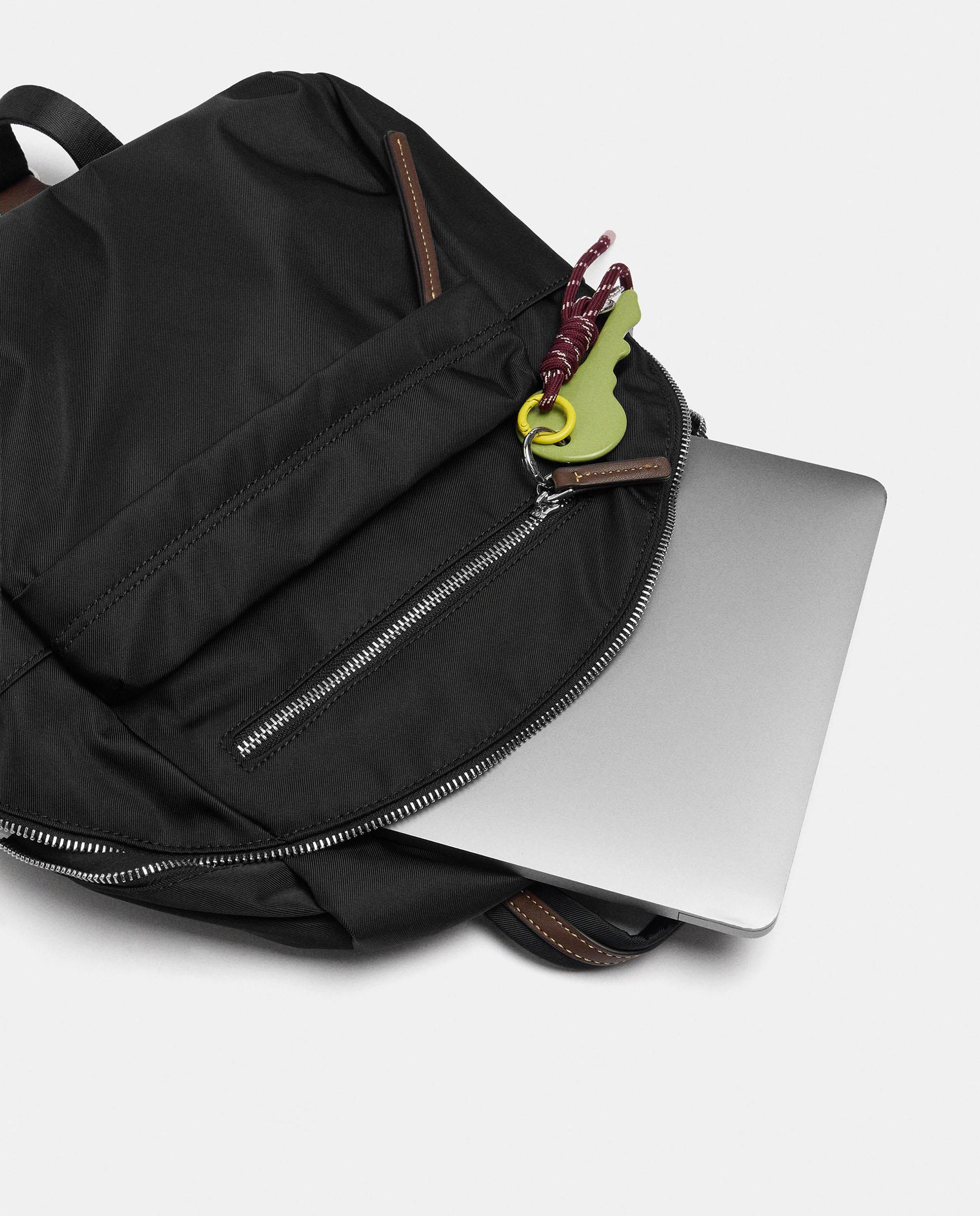 Mochila de mujer con cierre de cremallera y llavero extraíble en liso - Parfois - Negro Negro-4