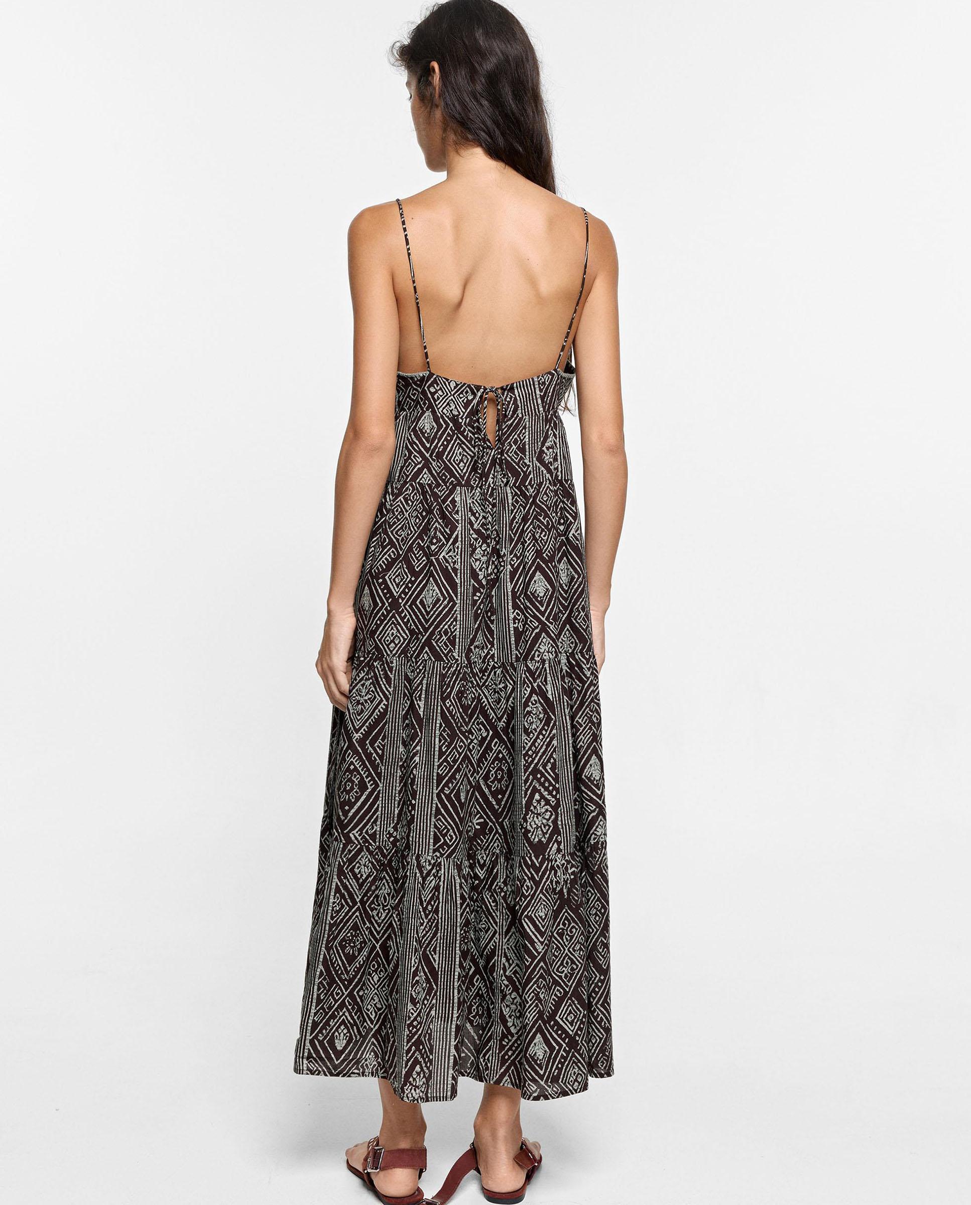 Vestido largo 100% algodón de tirantes con estampado geométrico - Parfois - Marrón oscuro Marrón oscuro-4