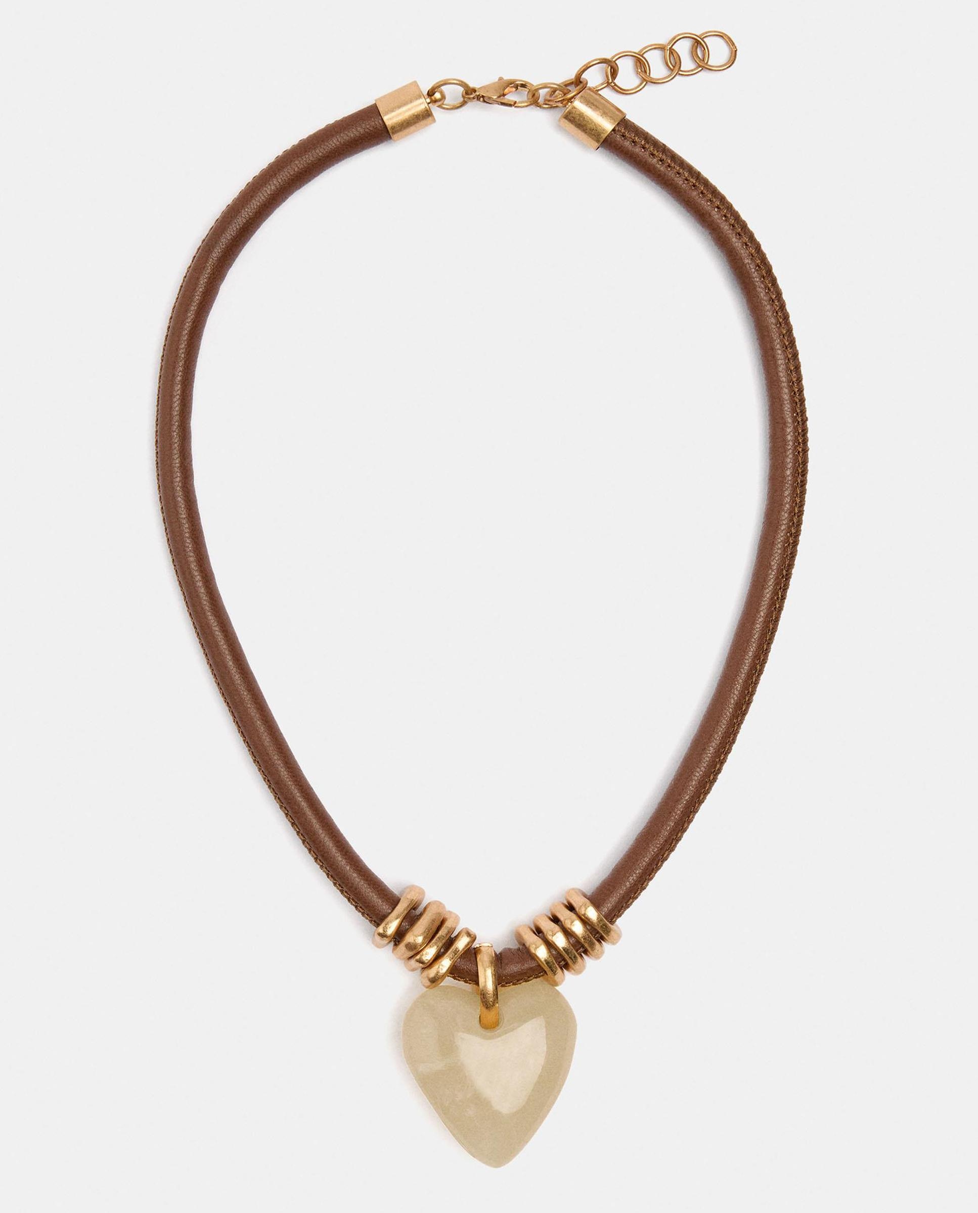 Imagen 0 de Collar de cordón con abalorio de corazón Beige