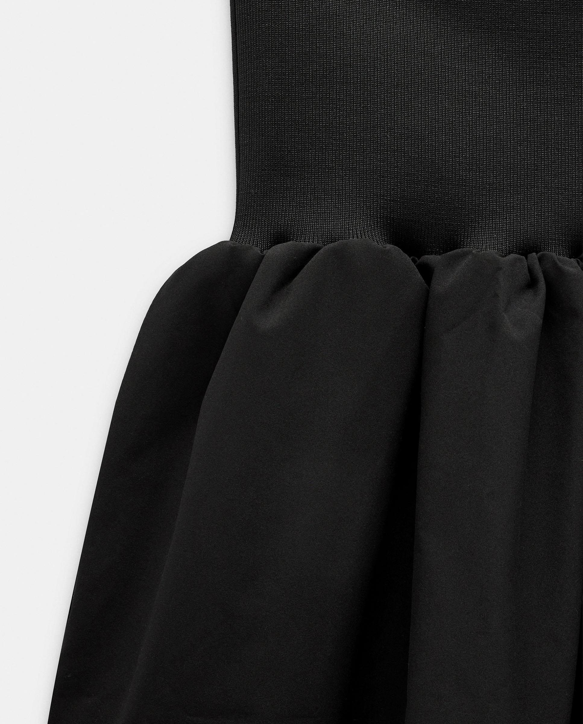 Falda corta abombachada en liso - Parfois - Negro Negro-5