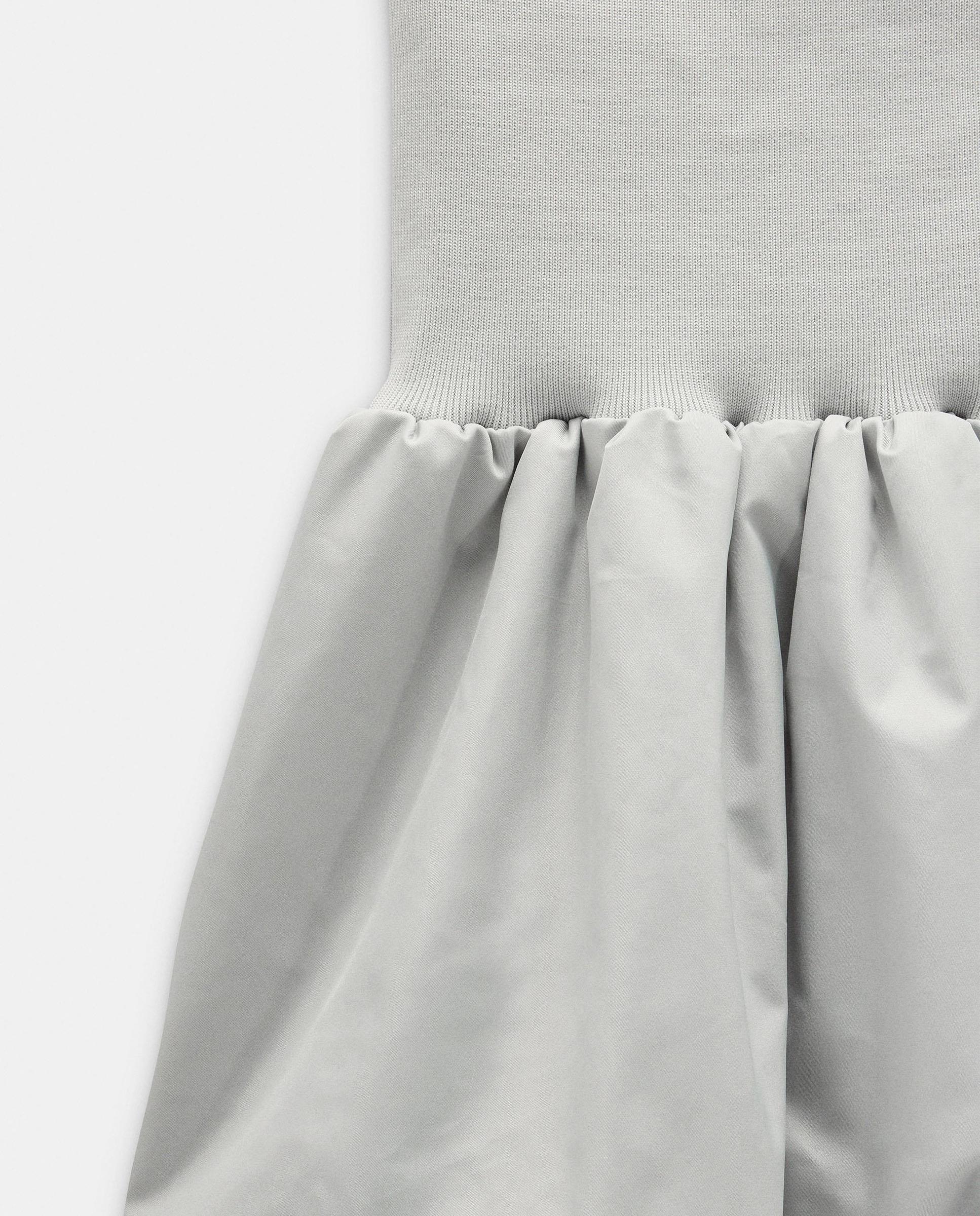 Falda corta abombachada en liso - Parfois - Gris Gris-6