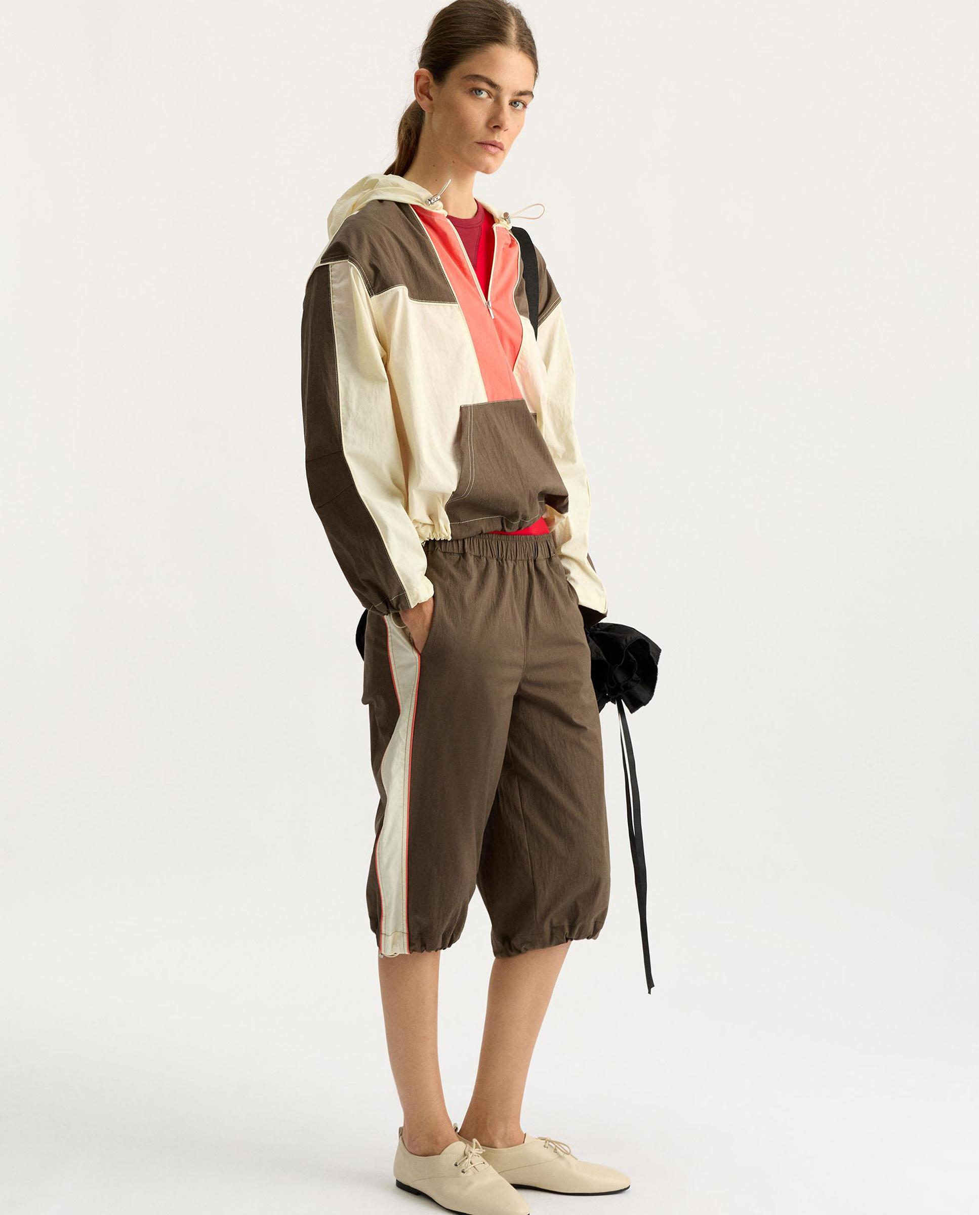Bermudas de mujer estilo deportivas en liso - Parfois - Verde Verde-1