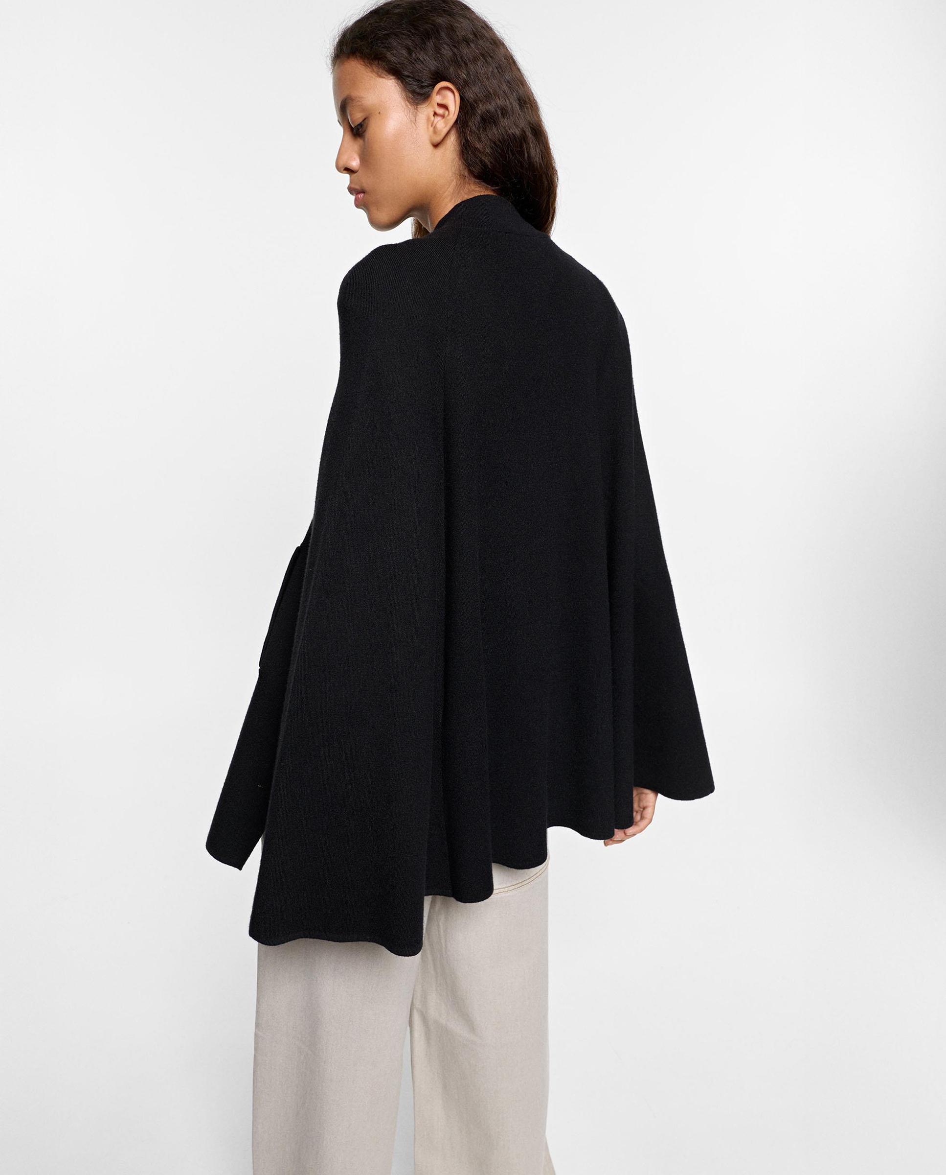 Poncho de mujer de punto con abertura de botones - Parfois - Negro Negro-4