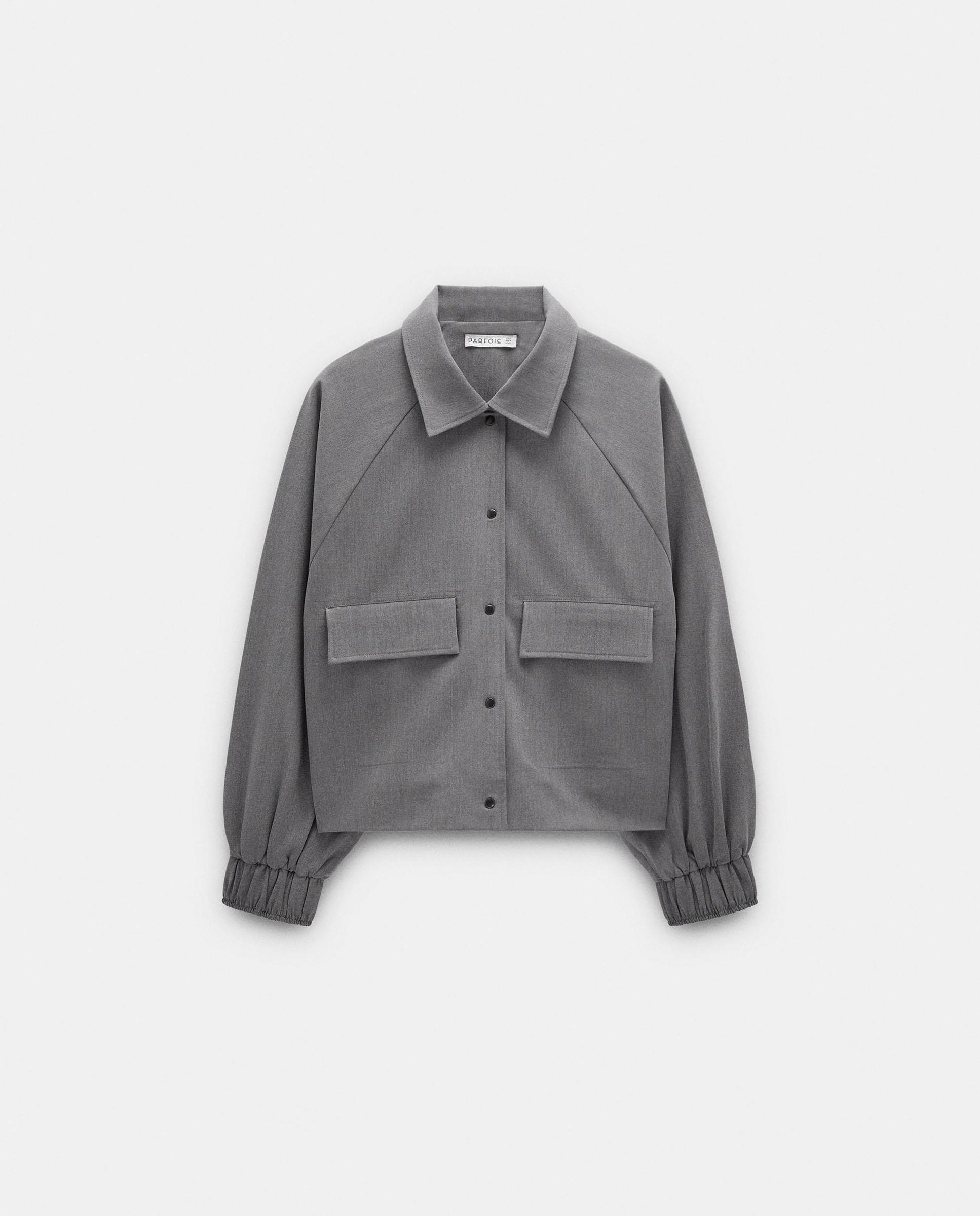 Chaqueta de mujer estilo crop con cierre de botones - Parfois - Gris Gris-8