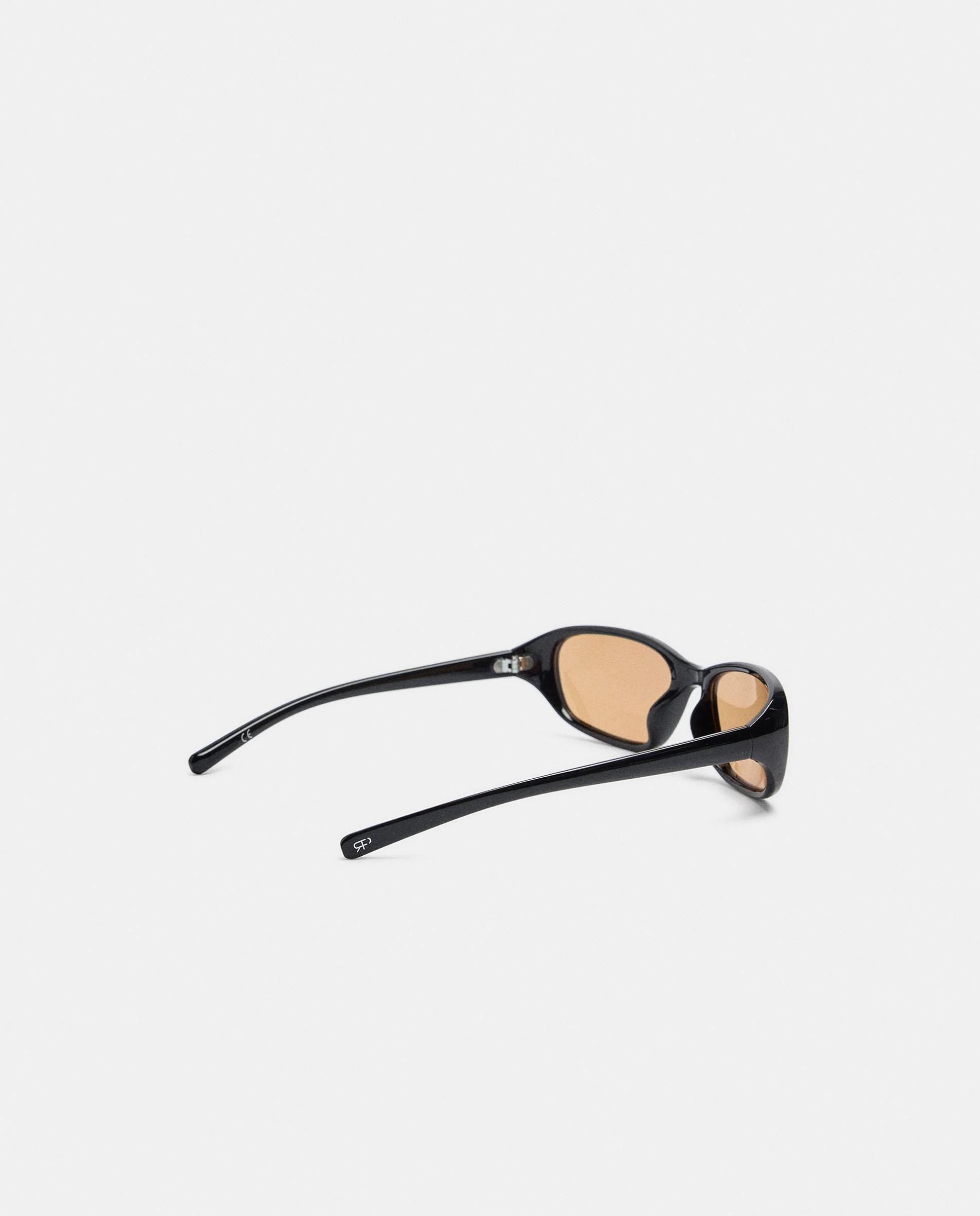 Gafas de sol de mujer con protección uv y forma ovalada en liso - Parfois - Negro Negro-2