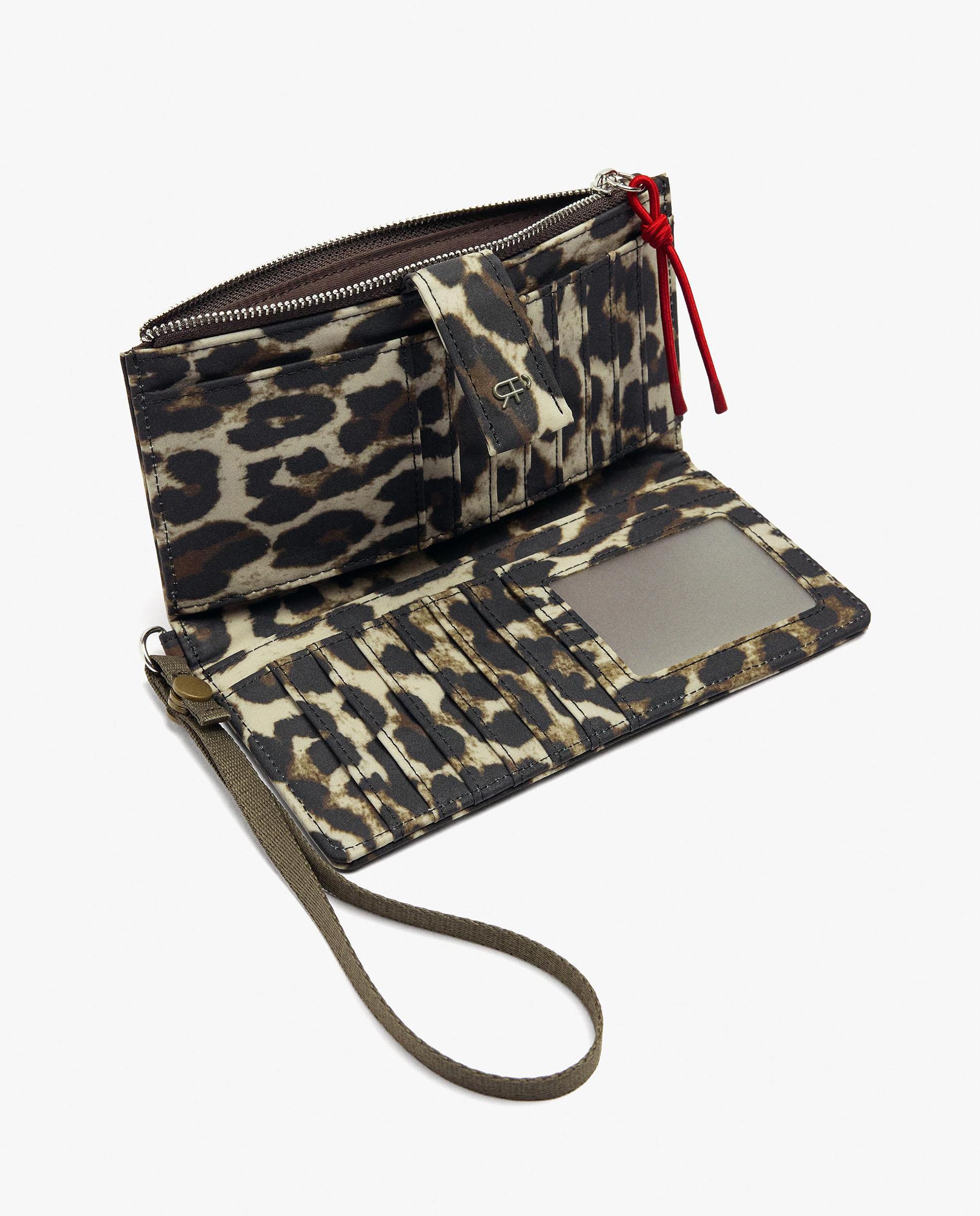 Monedero de mujer grande con cierre de cremallera y estampado animal print - Parfois - Multicolor Multicolor-4
