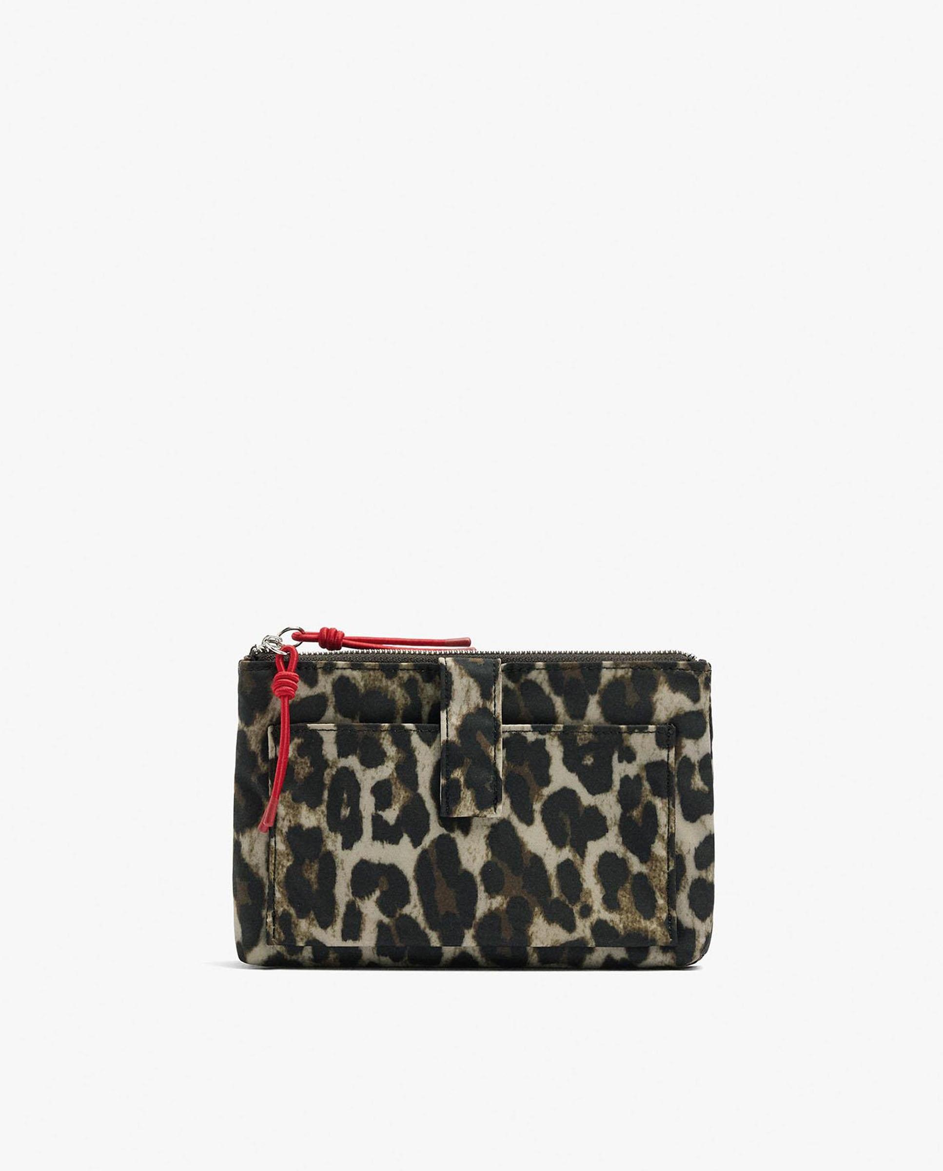 Imagen 0 de Neceser con varios compartimentos y cierre de cremallera con estampado animal print Multicolor