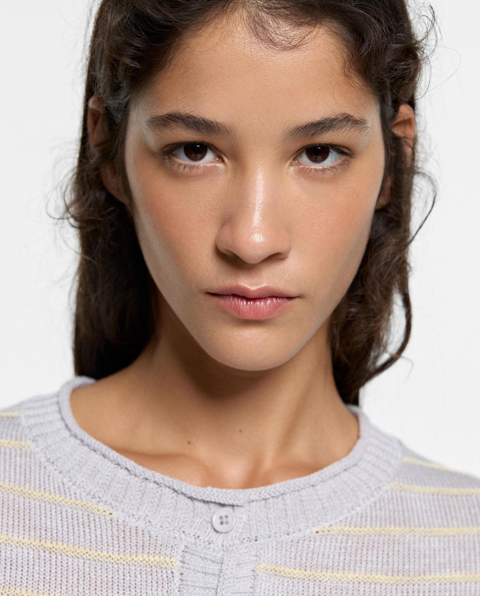 Cárdigan de mujer de punto con estampado de rayas - Parfois - Gris claro Gris claro-5