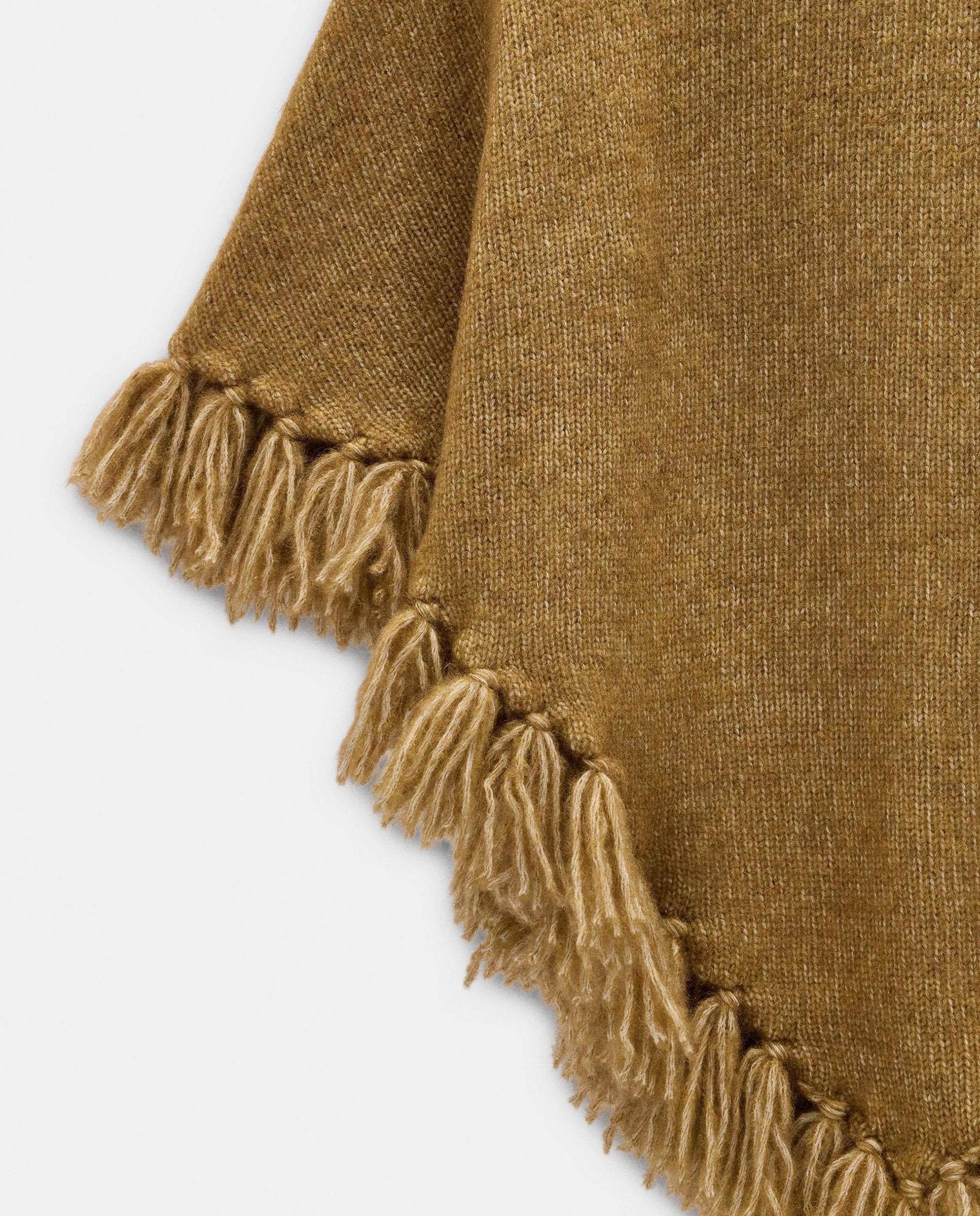 Capa de mujer estilo poncho con flecos en liso - Parfois - Kaki Kaki-6