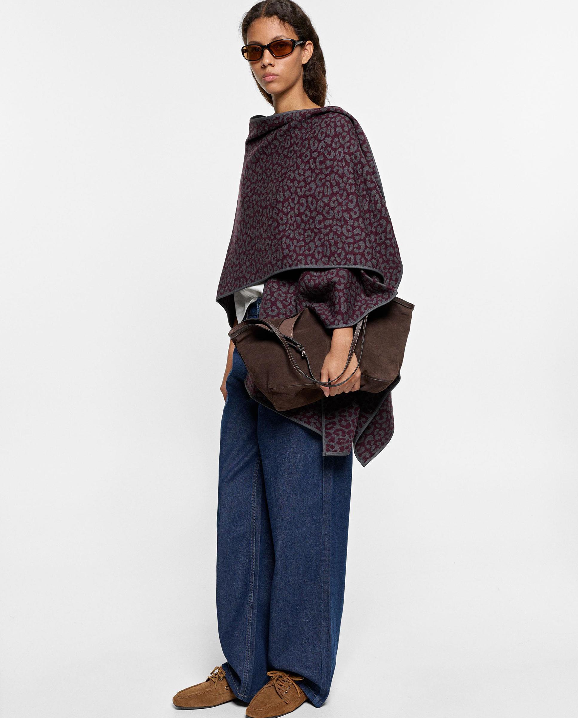 Poncho de mujer de punto con estampado animal print - Parfois - Multicolor Multicolor-1