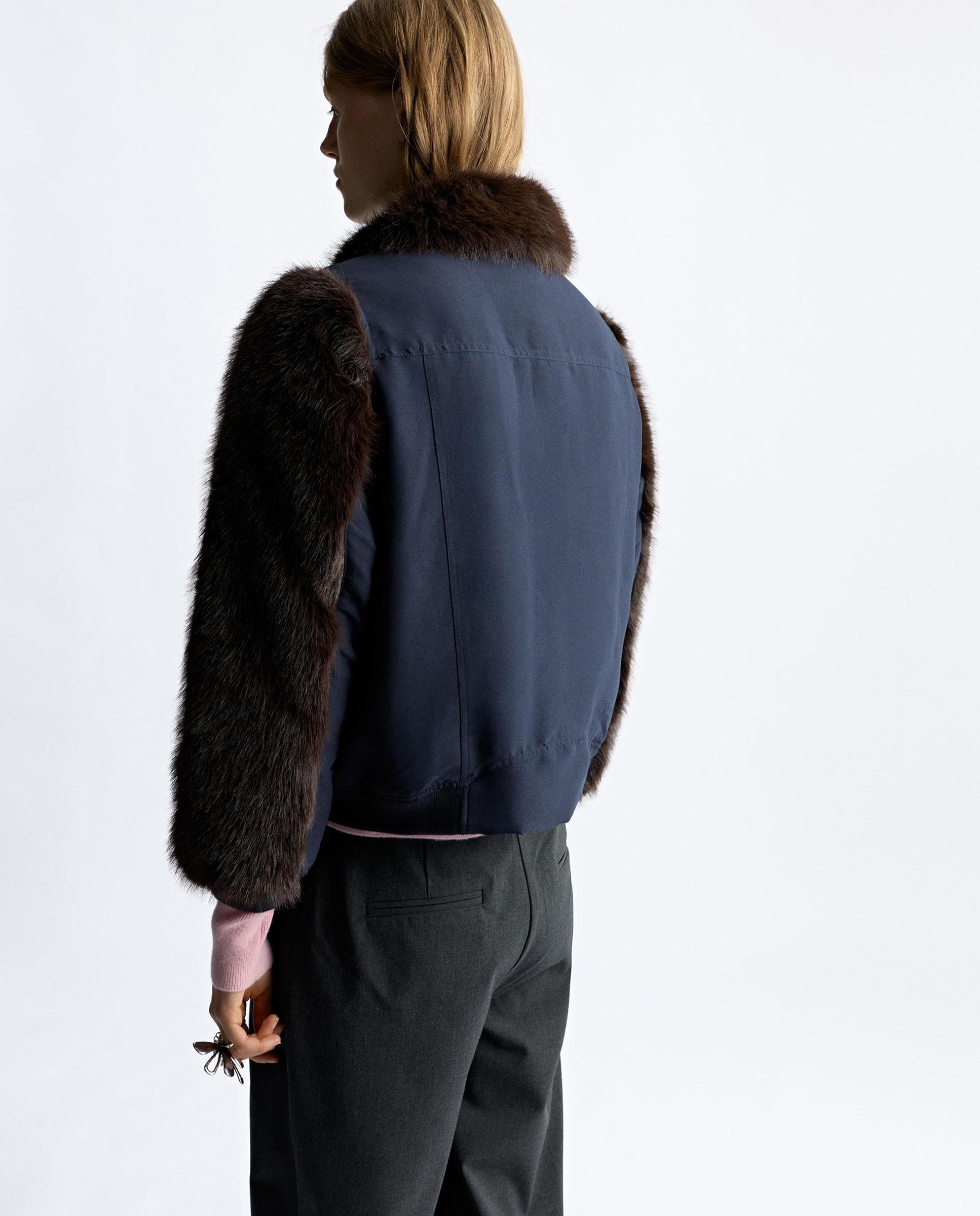 Chaqueta de mujer con detalles a contraste de pelo - Parfois - Azul marino Azul marino-6