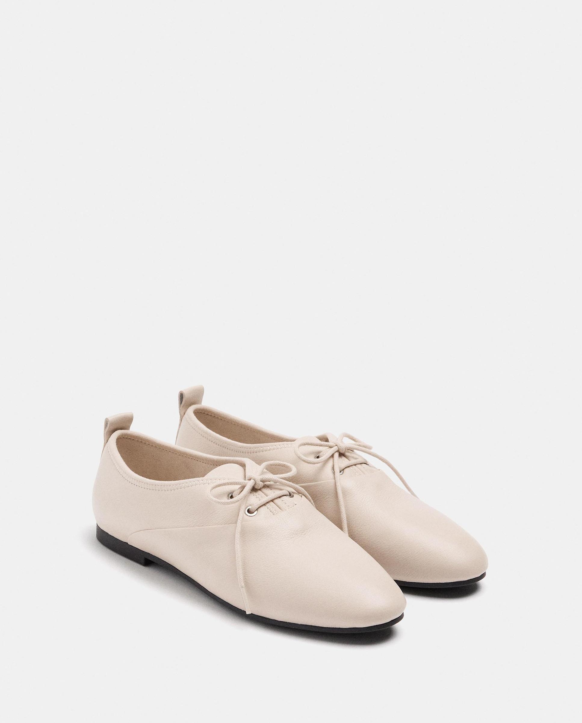Mocasines planos de mujer 100% piel con cierre de cordones en liso - Parfois - Crudo Crudo-2