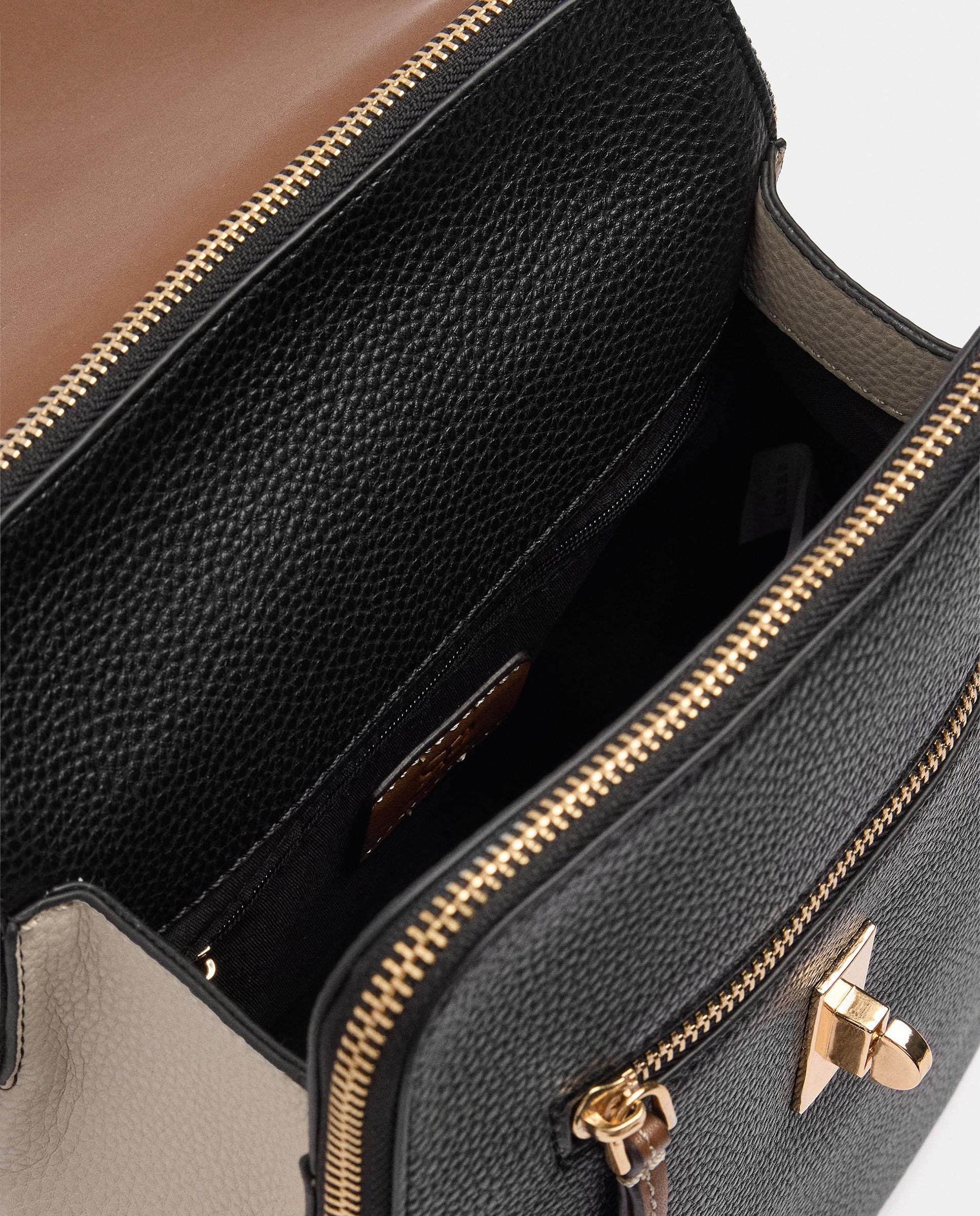 Mochila de mujer con solapa y cierre de botón en liso - Parfois - Negro Negro-4