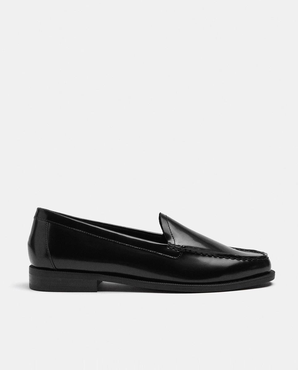 Imagen 0 de Mocasines planos de mujer 100% piel con pespuntes en liso Negro