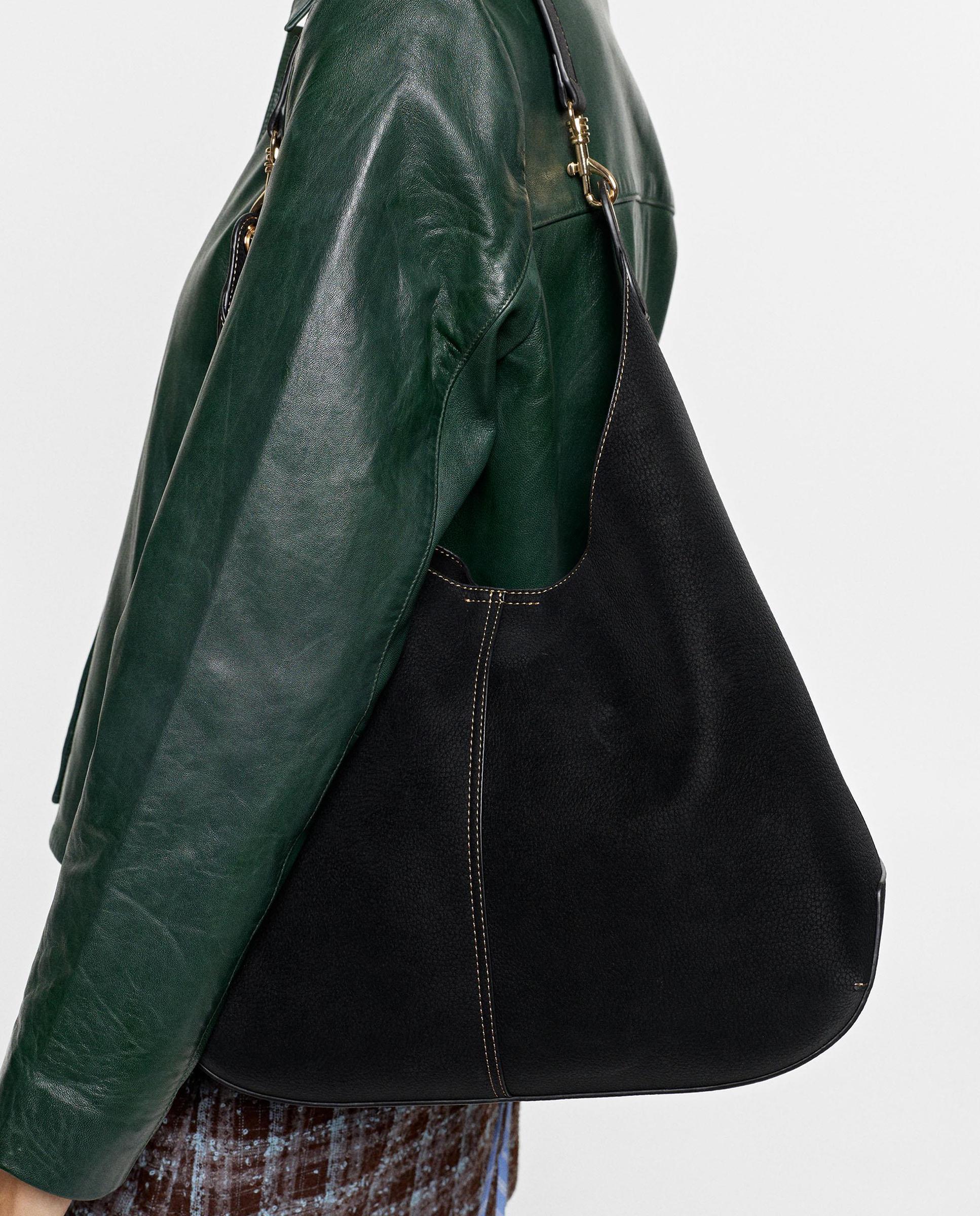 Bolso de hombro grande con cierre imantado en liso - Parfois - Negro Negro-2