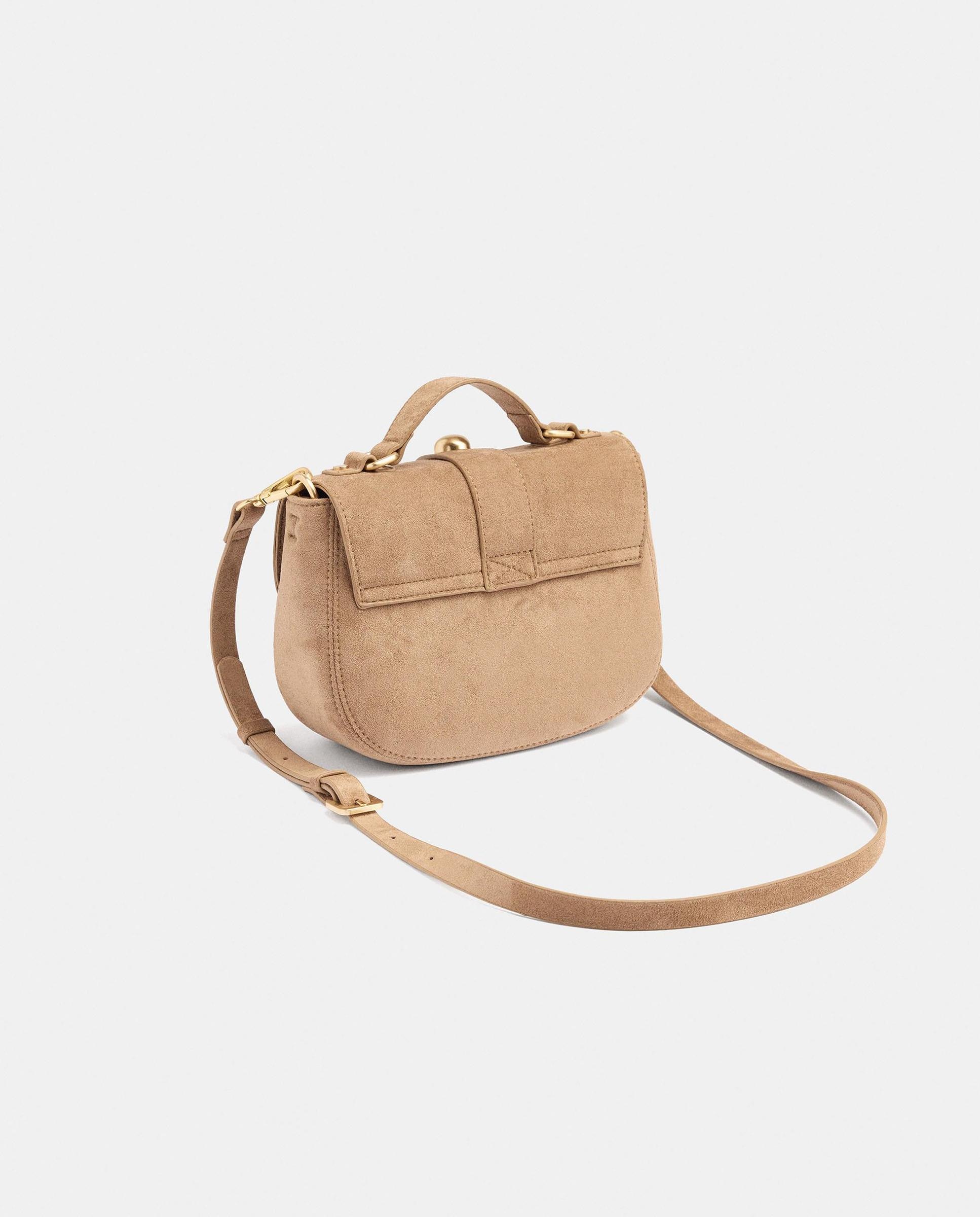 Bandolera de mujer con solapa y tachuelas decorativas - Parfois - Topo Topo-2