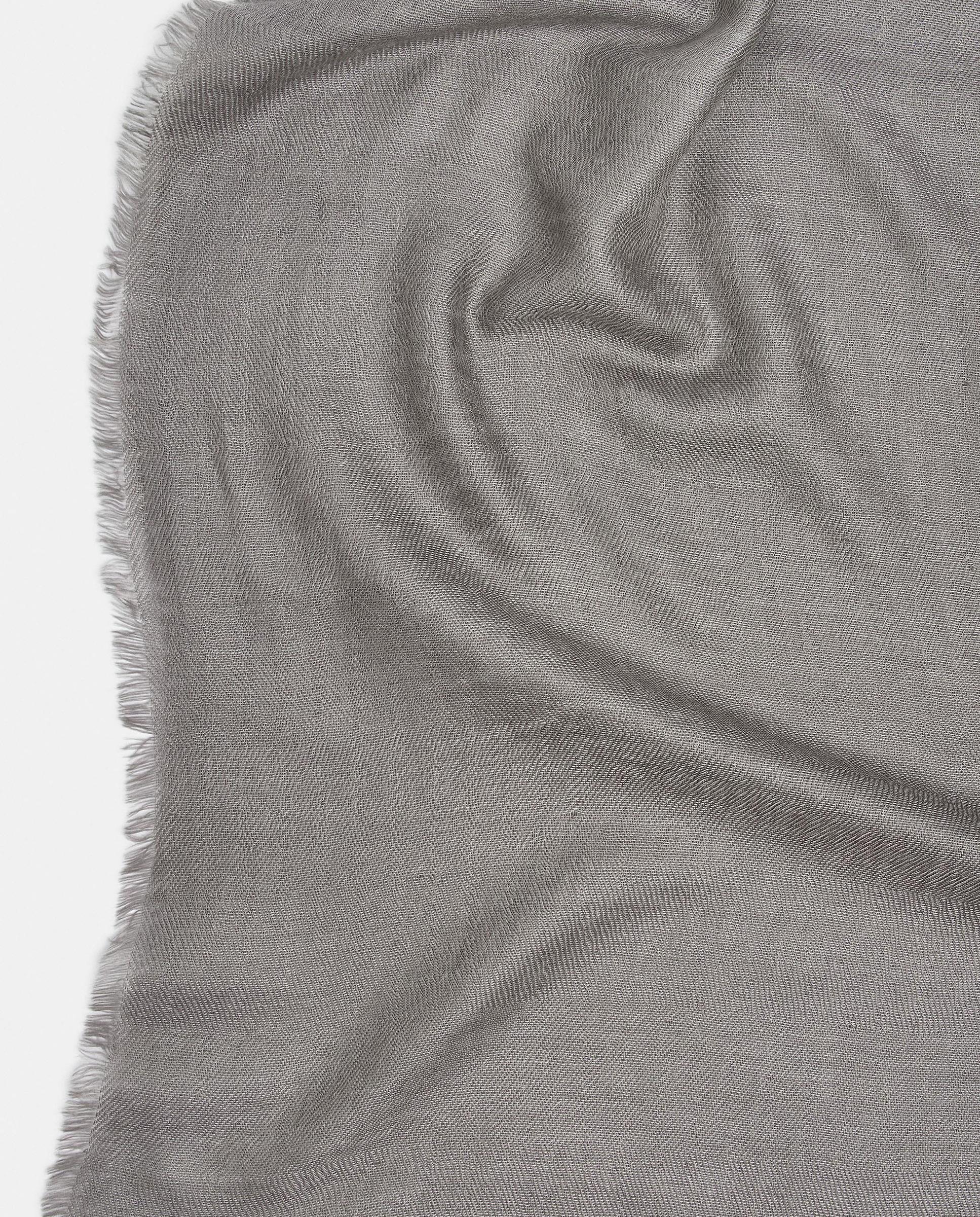 Pañuelo con pespuntes en liso - Parfois - Gris Gris-3