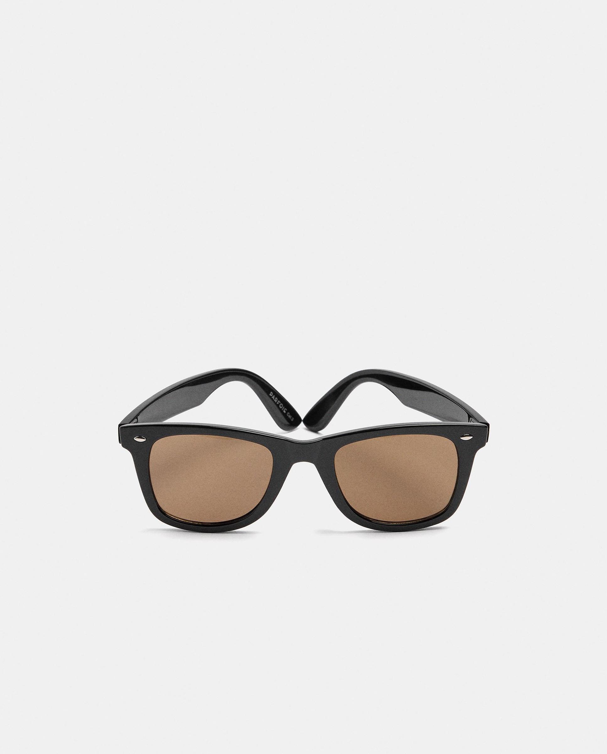 Gafas de sol de mujer con protección uv y forma rectangular en liso - Parfois - Negro Negro-1