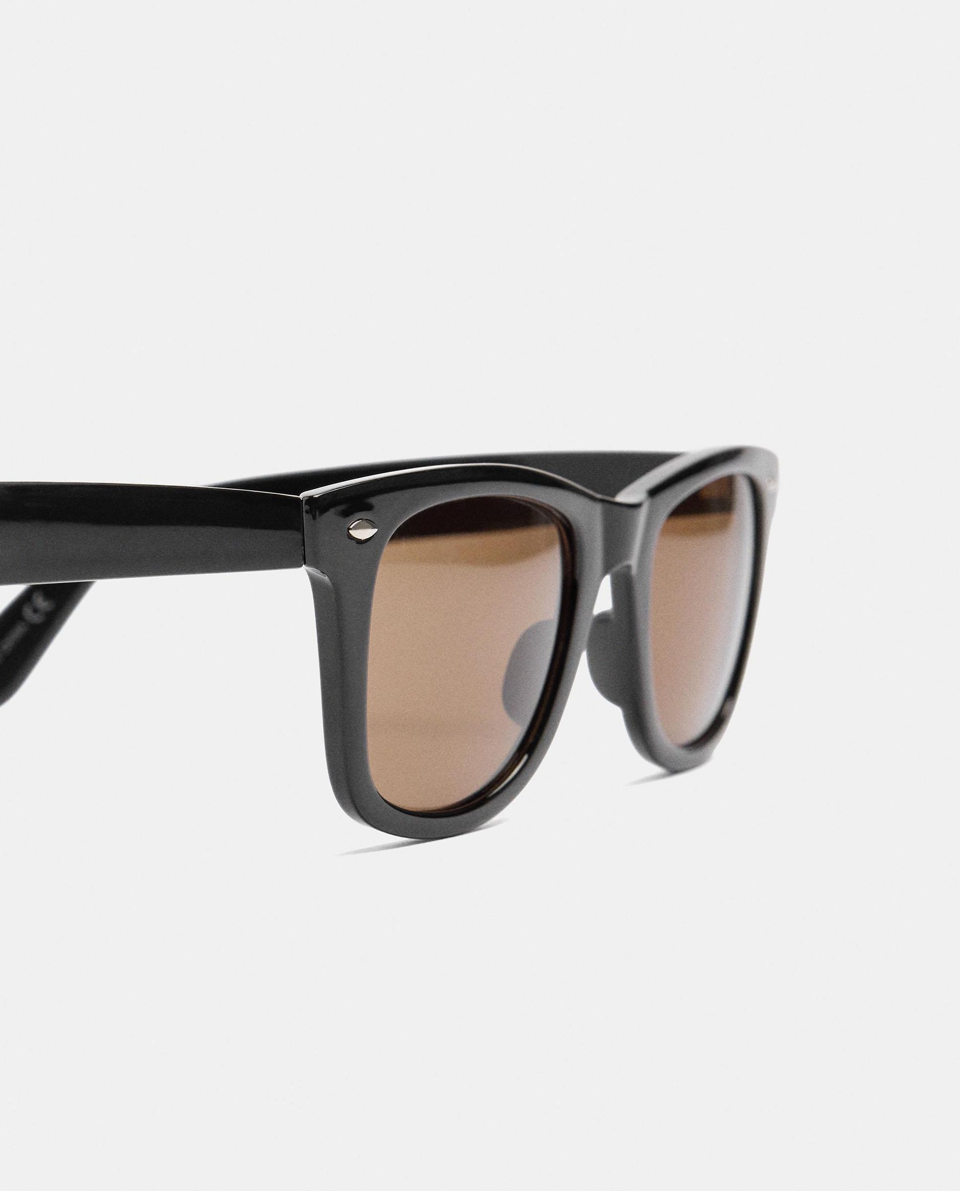 Gafas de sol de mujer con protección uv y forma rectangular en liso - Parfois - Negro Negro-3
