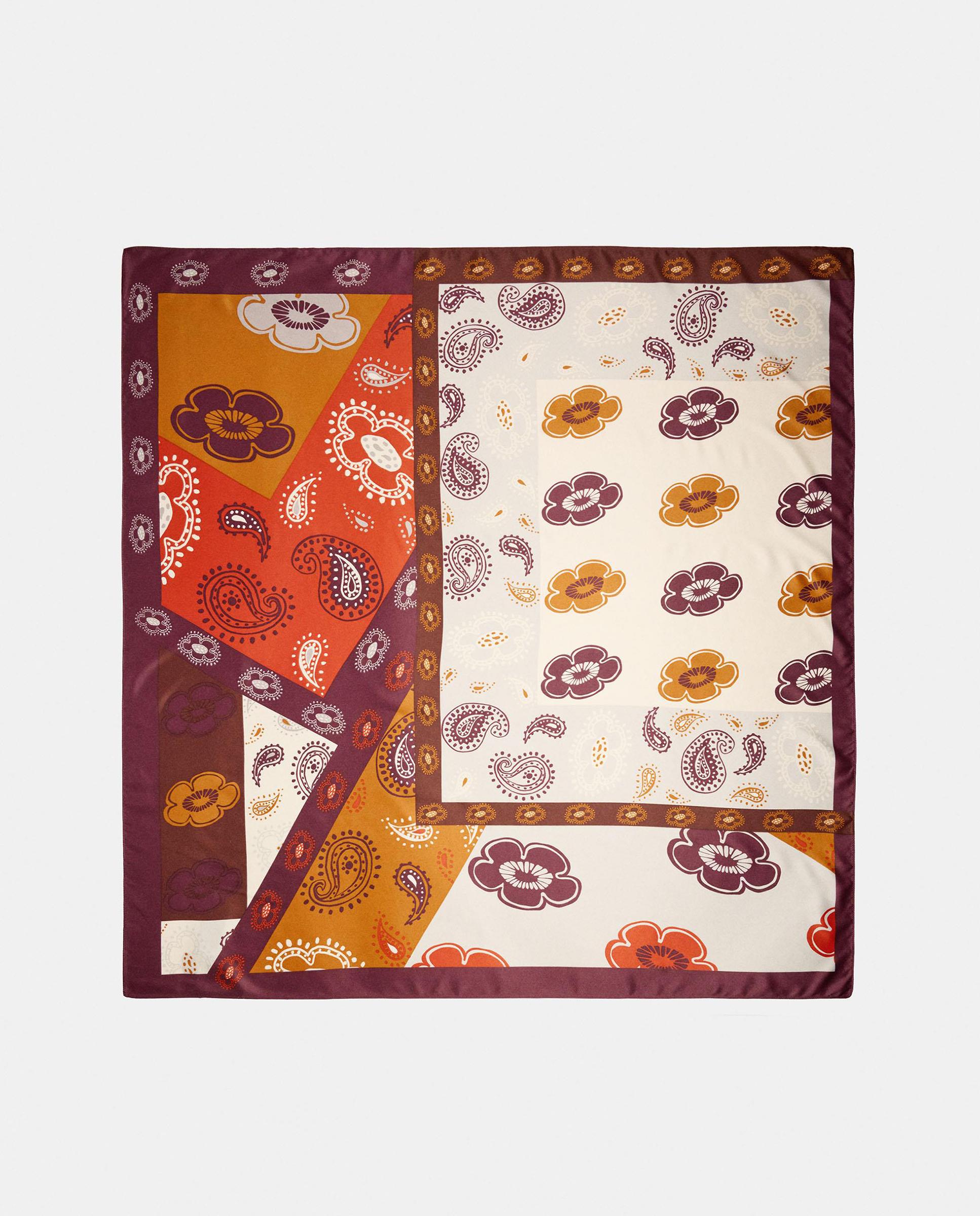 Pañuelo con pespuntes y estampado floral - Parfois - Crudo Crudo-4