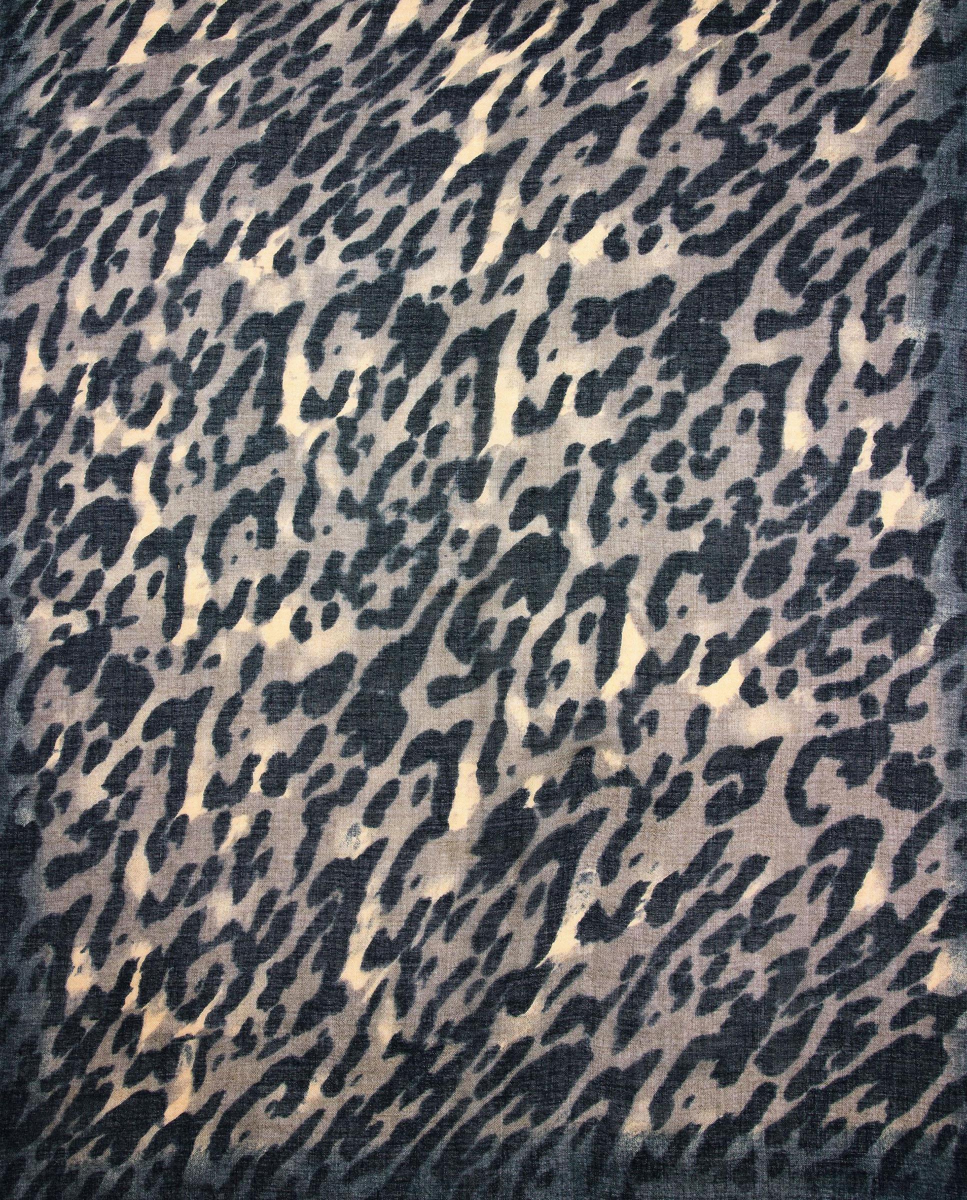 Pañuelo con pespuntes y estampado animal print - Parfois - Azul marino Azul marino-2