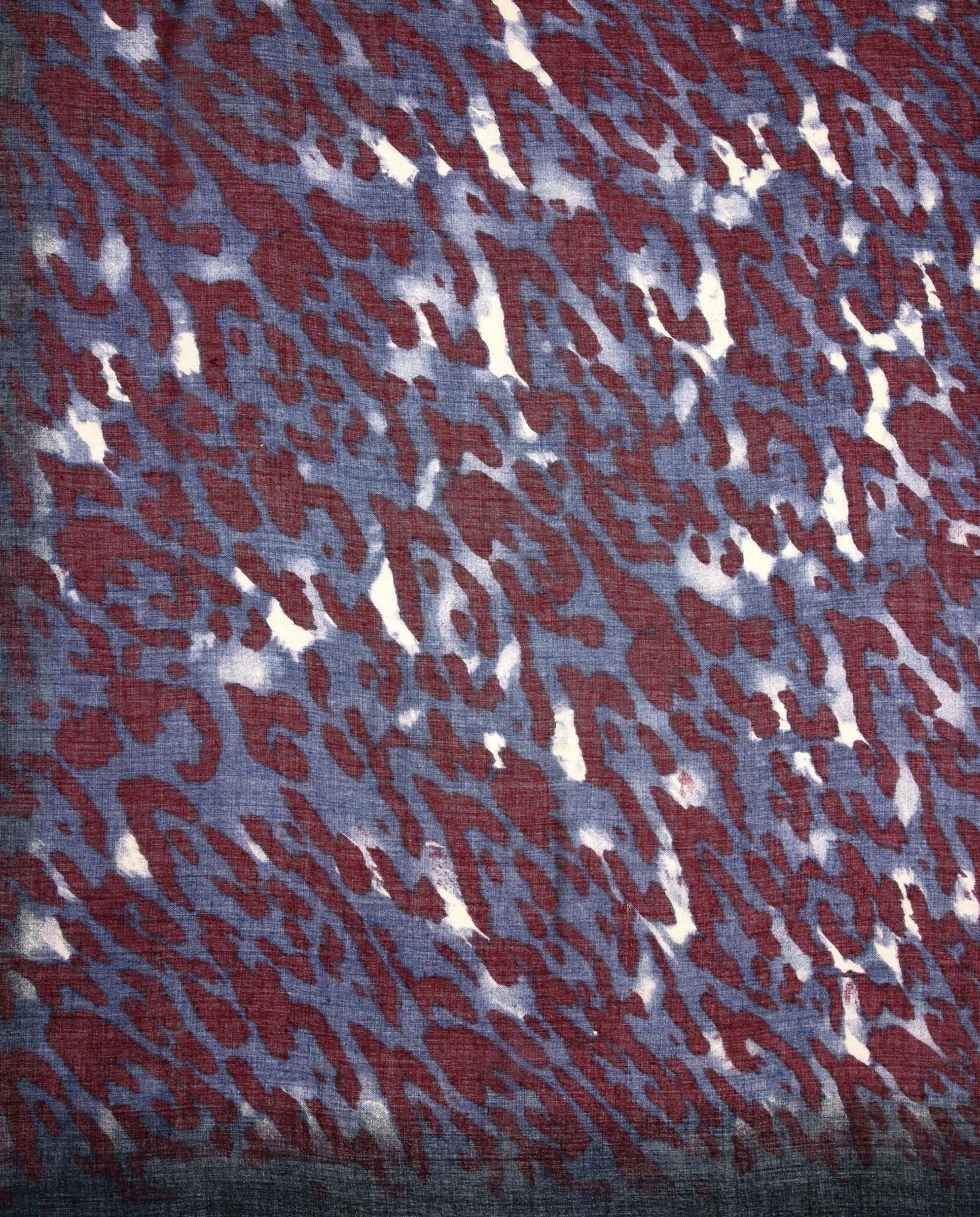 Pañuelo con pespuntes y estampado animal print - Parfois - Rojo Rojo-2