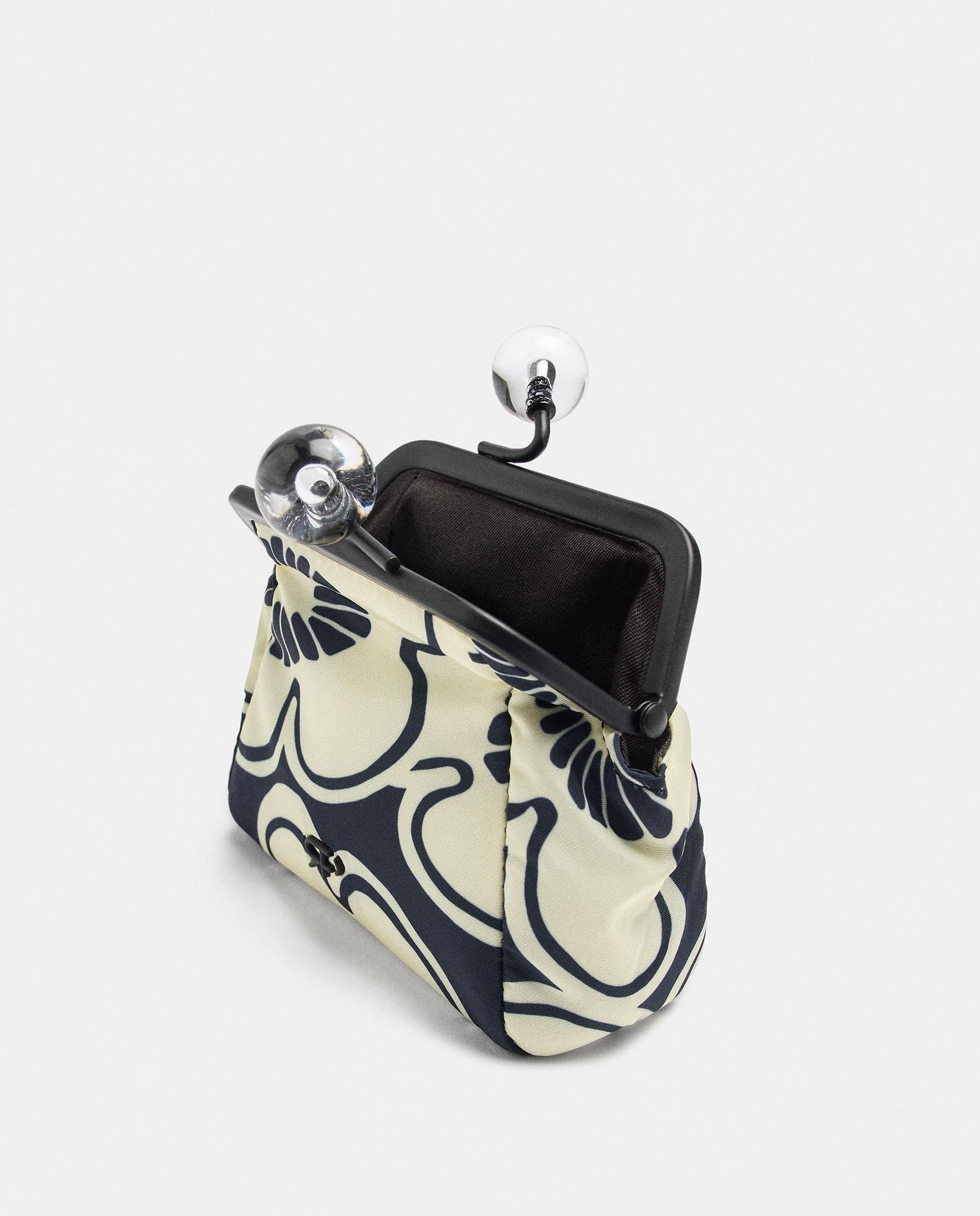 Monedero de mujer pequeño con cierre de botón y estampado floral - Parfois - Multicolor Multicolor-4