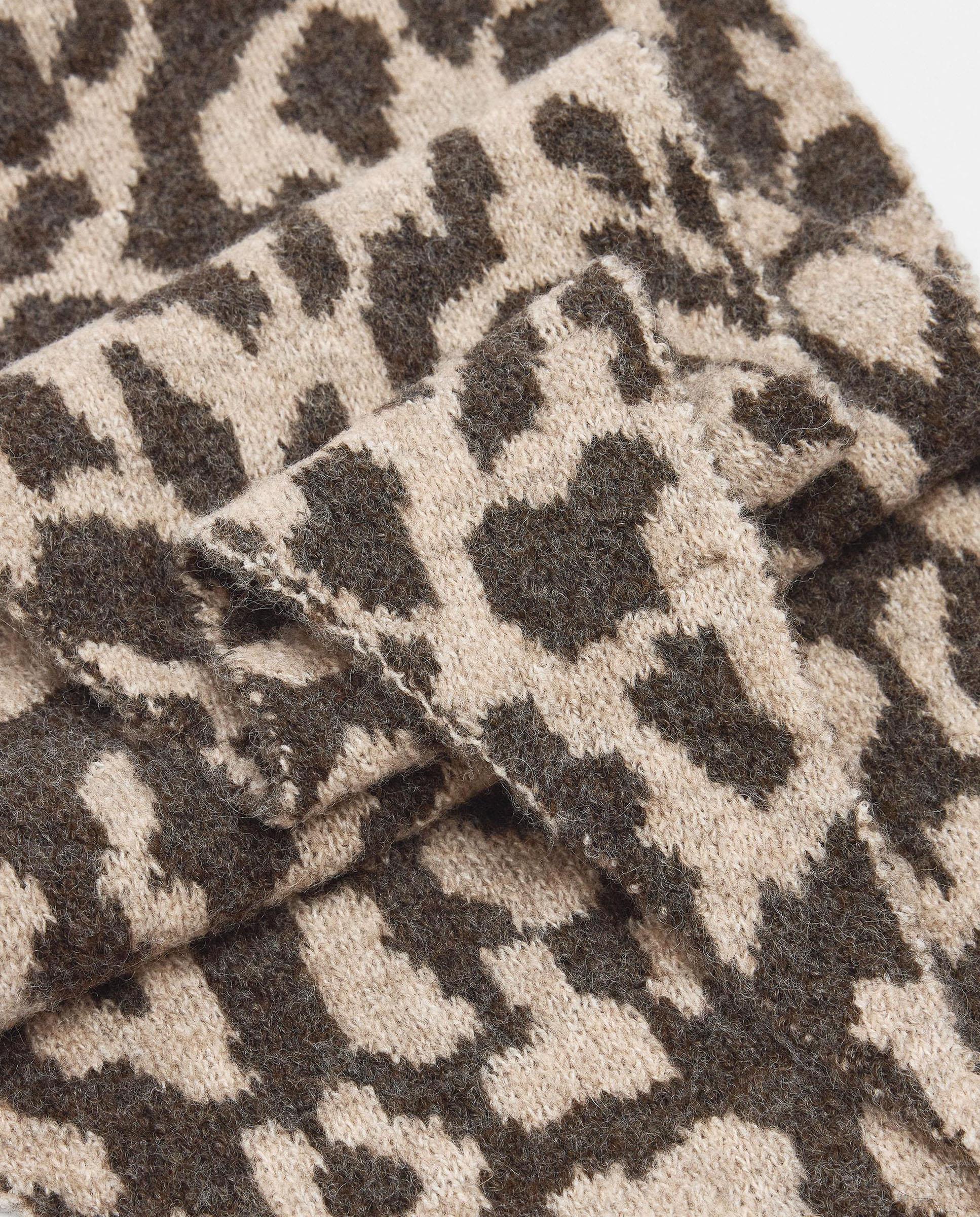 Pañuelo 100% lana con estampado animal print - Parfois - Marrón Marrón-3