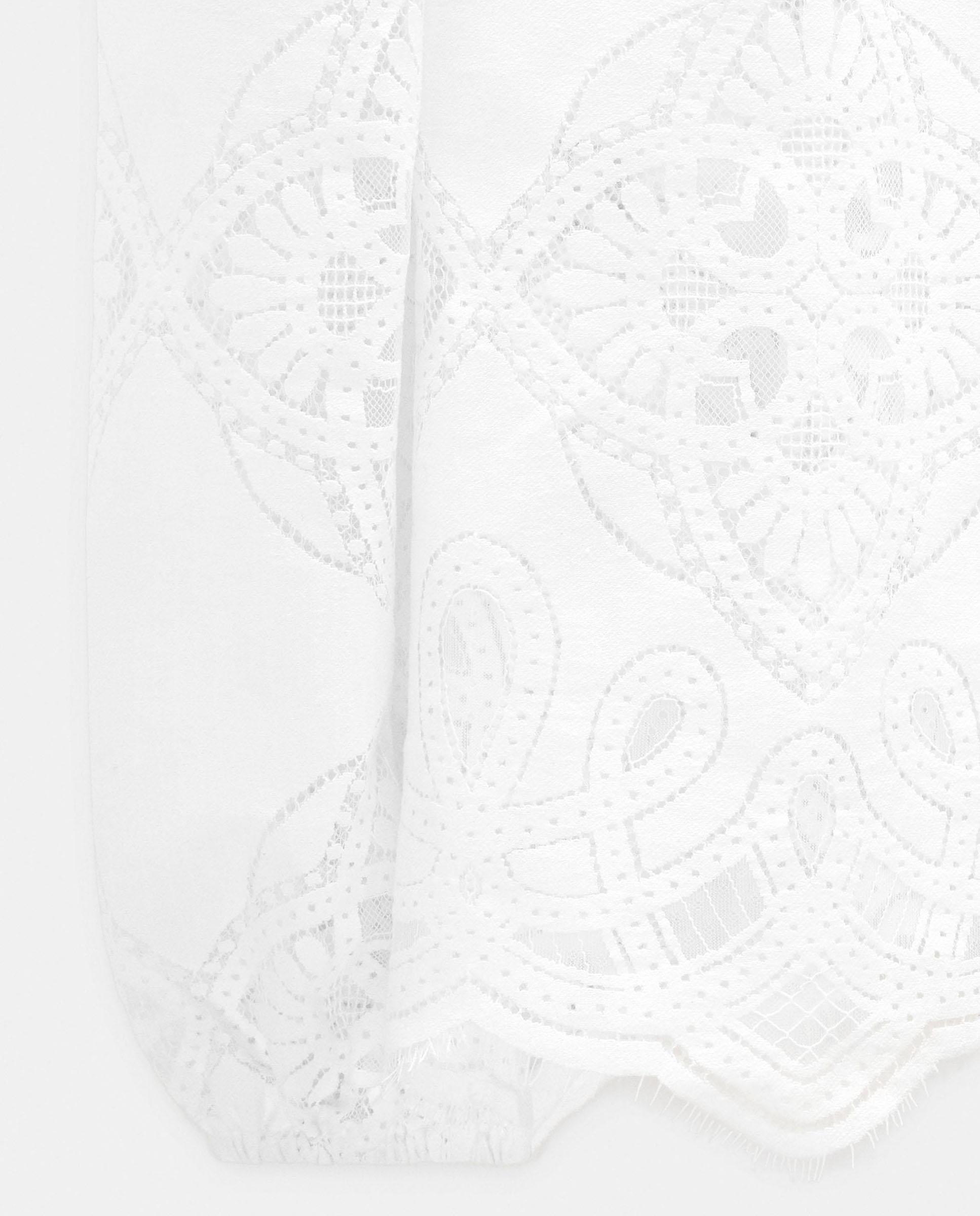 Imagen 6 de Blusa de mujer de manga larga troquelada en liso - Parfois - Crudo Crudo