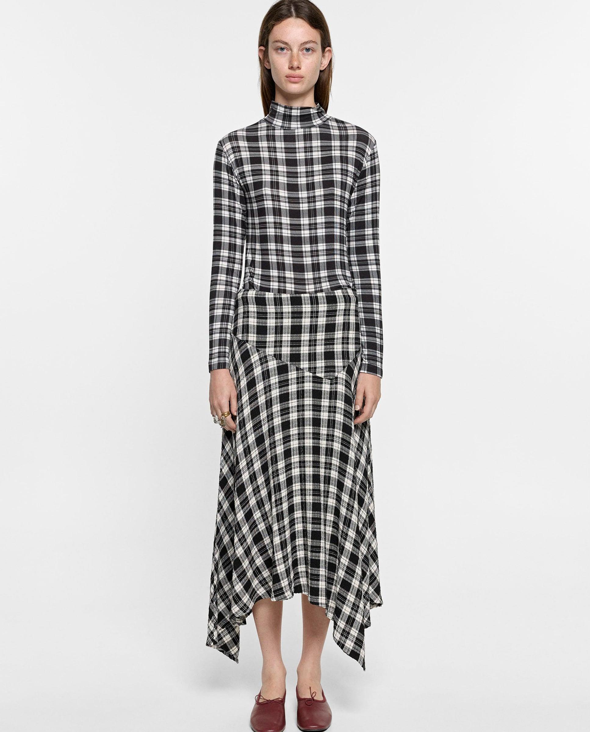Imagen 2 de Jersey de mujer con cuello alto y estampado de cuadros - Parfois - Negro Negro