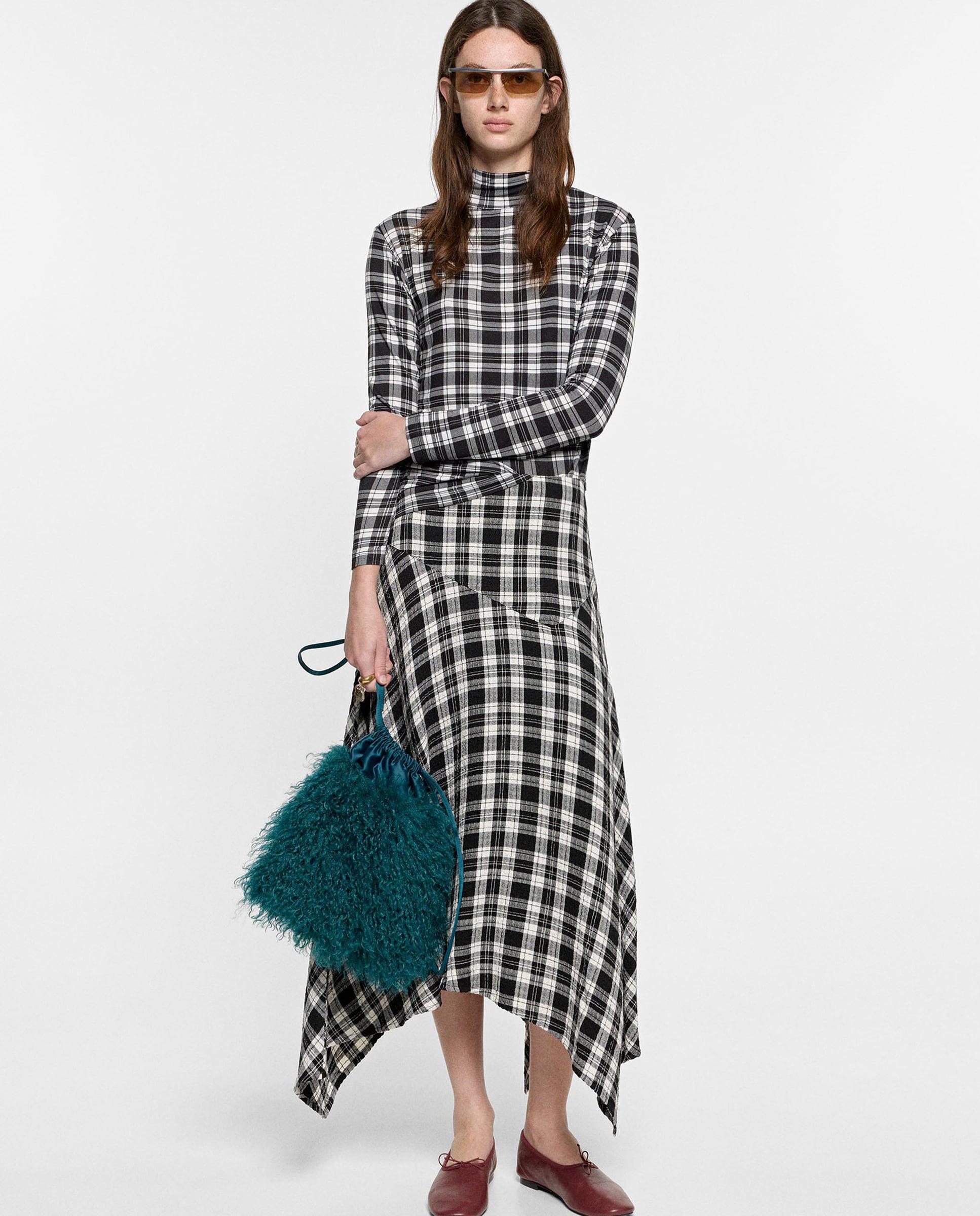 Imagen 5 de Jersey de mujer con cuello alto y estampado de cuadros - Parfois - Negro Negro