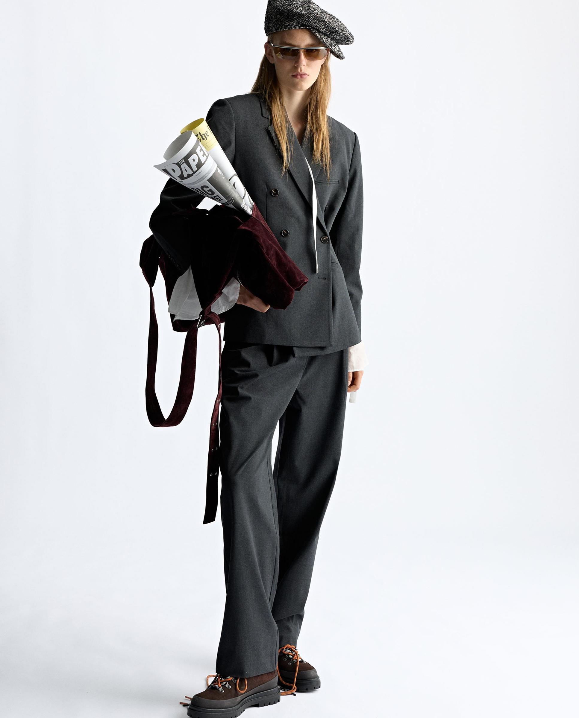 Blazer de mujer con pespuntes en liso - Parfois - Gris Gris-2