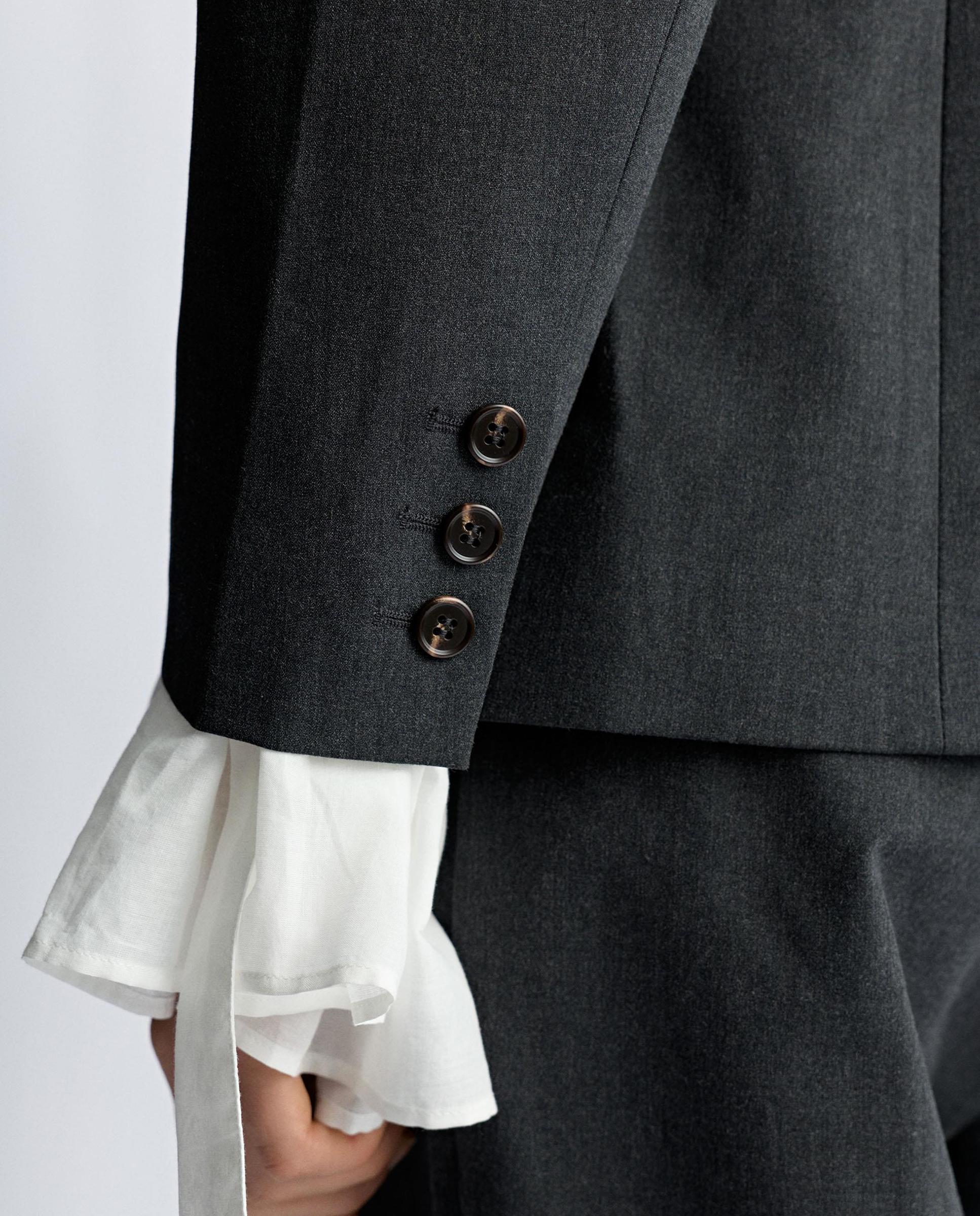 Blazer de mujer con pespuntes en liso - Parfois - Gris Gris-6