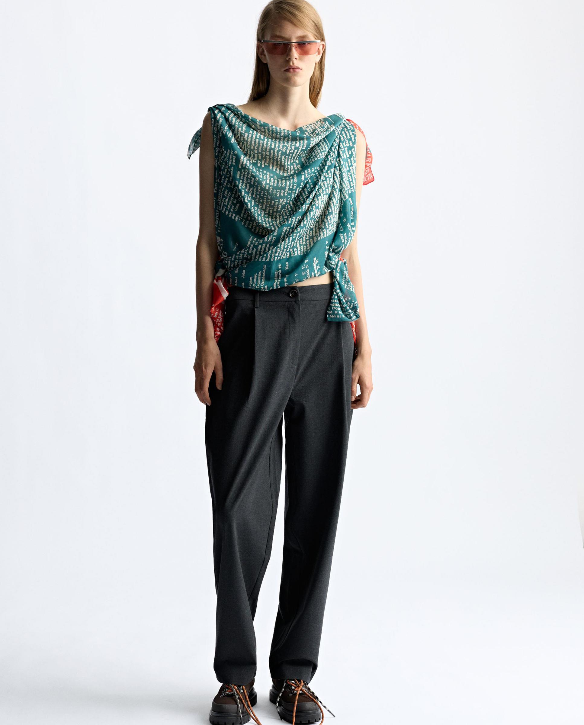 Pantalones rectos de mujer de pinzas con cierre de botón en liso - Parfois - Gris Gris-2