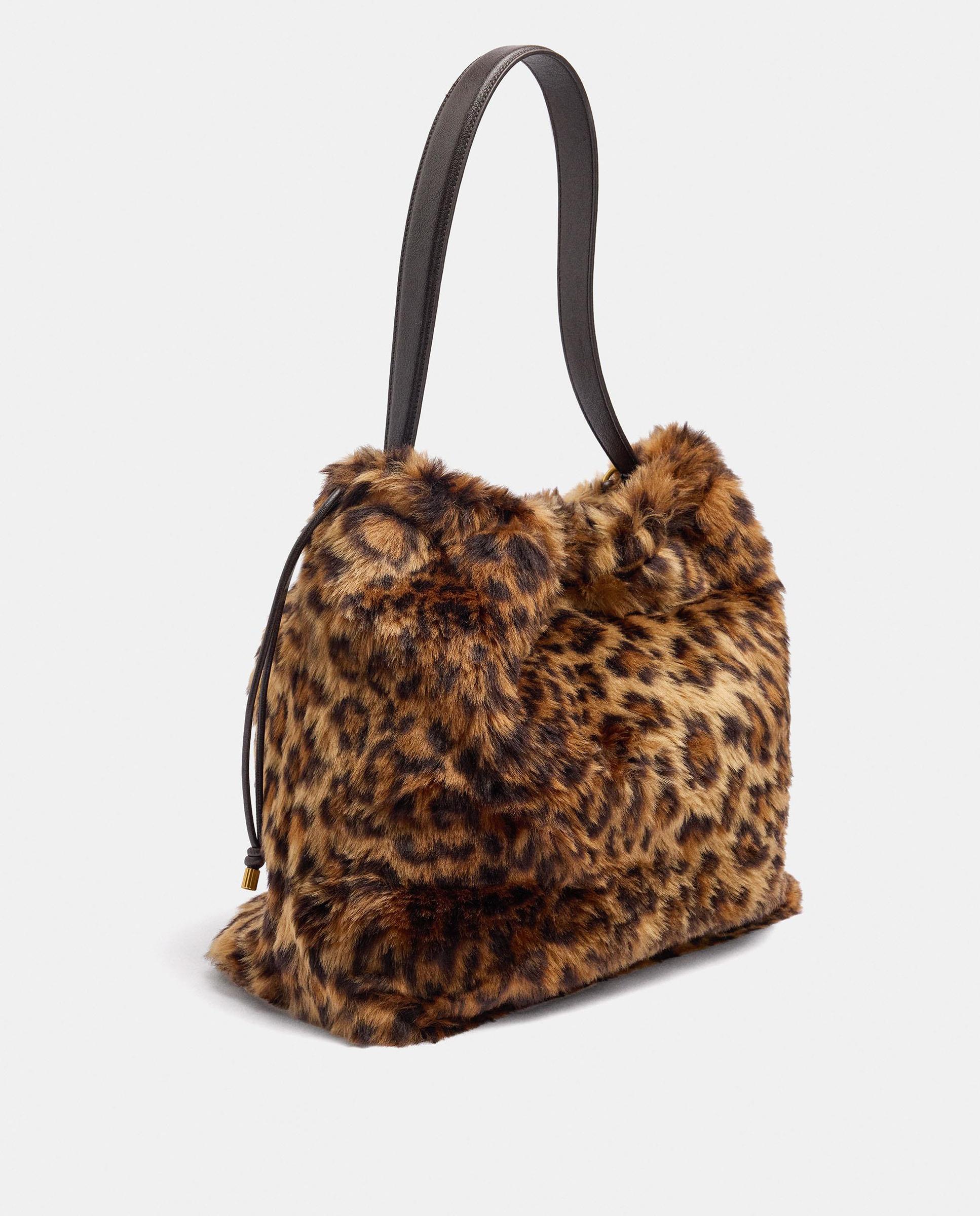 Bolso de hombro con pelito exterior y estampado animal print - Parfois - Multicolor Multicolor-2