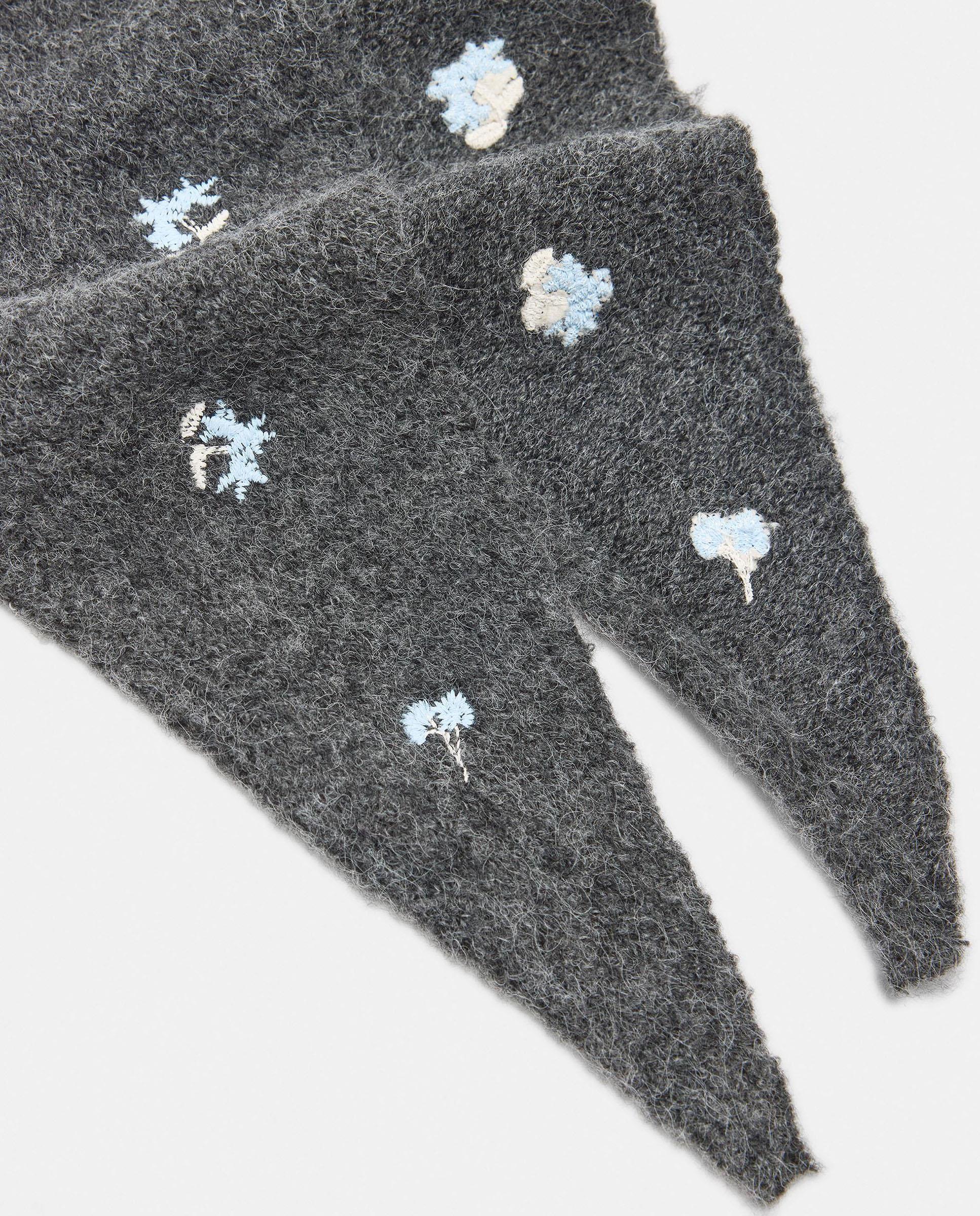 Gorro de mujer 100% lana con bordados florales - Parfois - Gris Gris-3