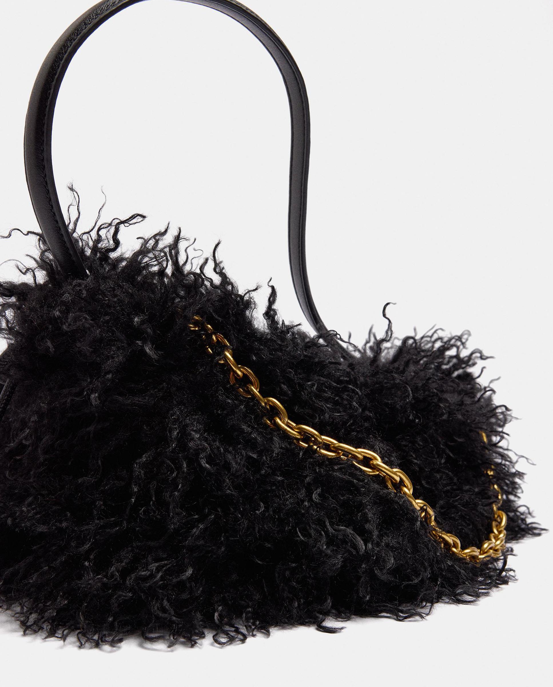 Bolso de hombro con pelito exterior en liso - Parfois - Negro Negro-3